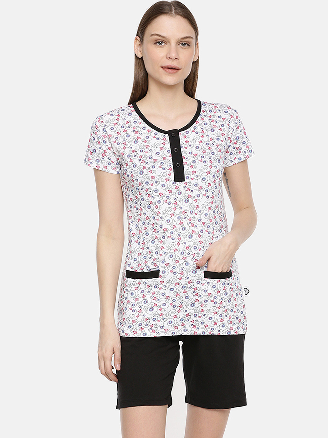zebu Women Black & White Printed Night suit