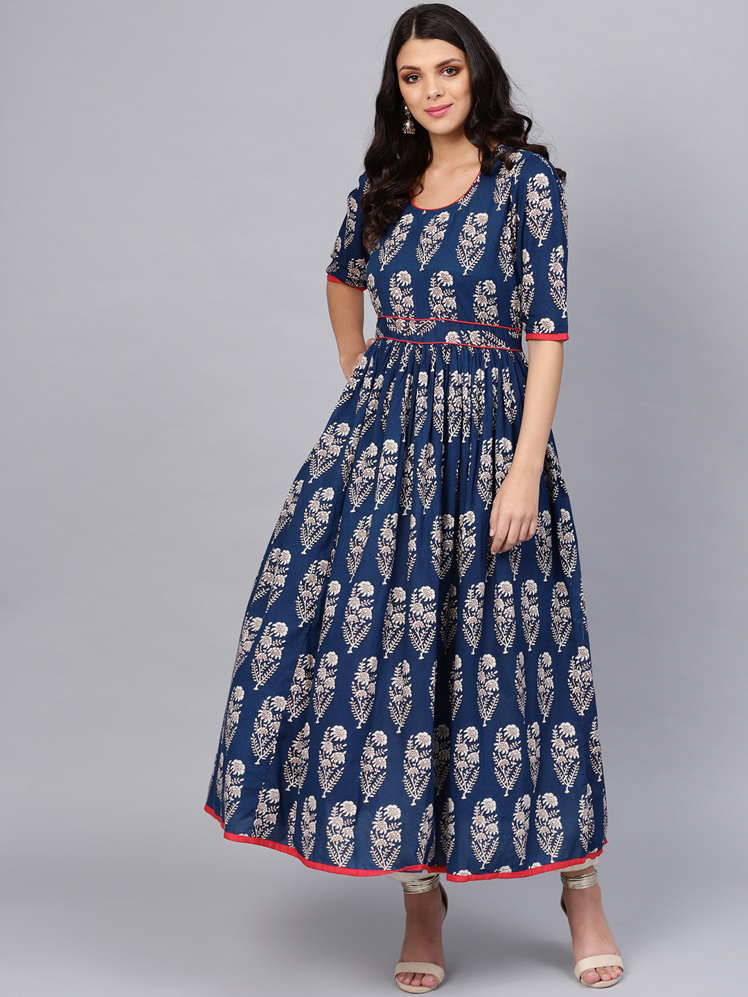 Divena Women Navy Blue & Off-White Printed Anarkali Kurta