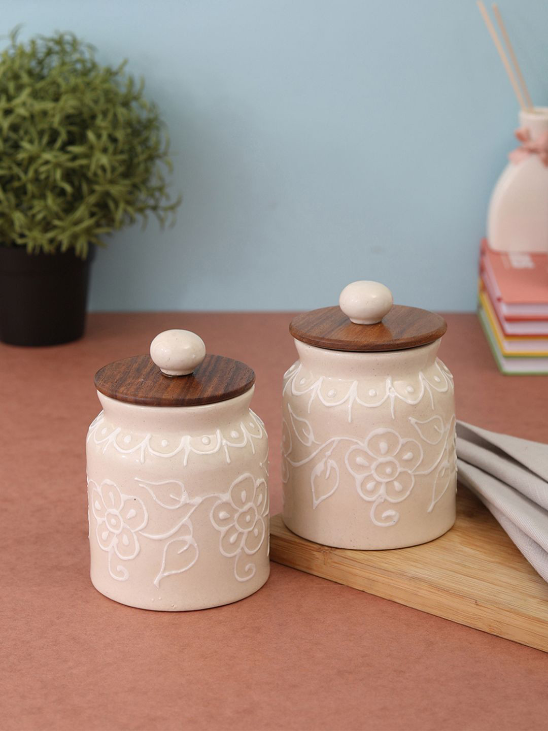 VarEesha Set of 2 Beige & Brown Hand Painted Ceramic Air Tight Jars With Lid
