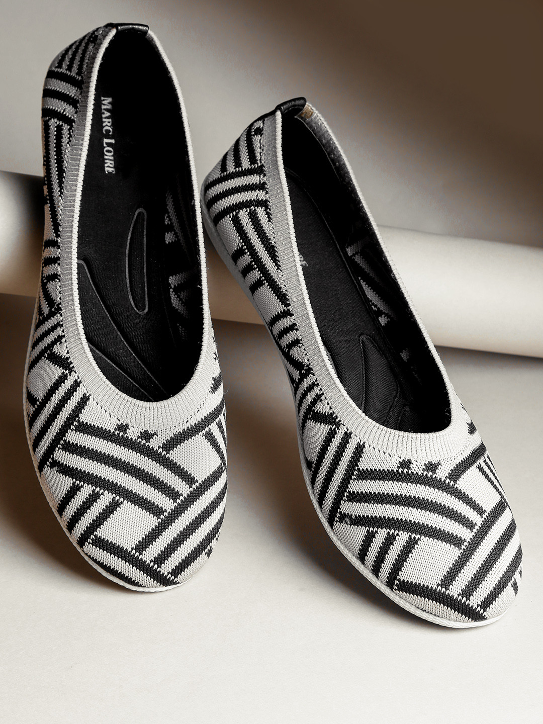Marc Loire Women Grey & Black Woven Design Ballerinas