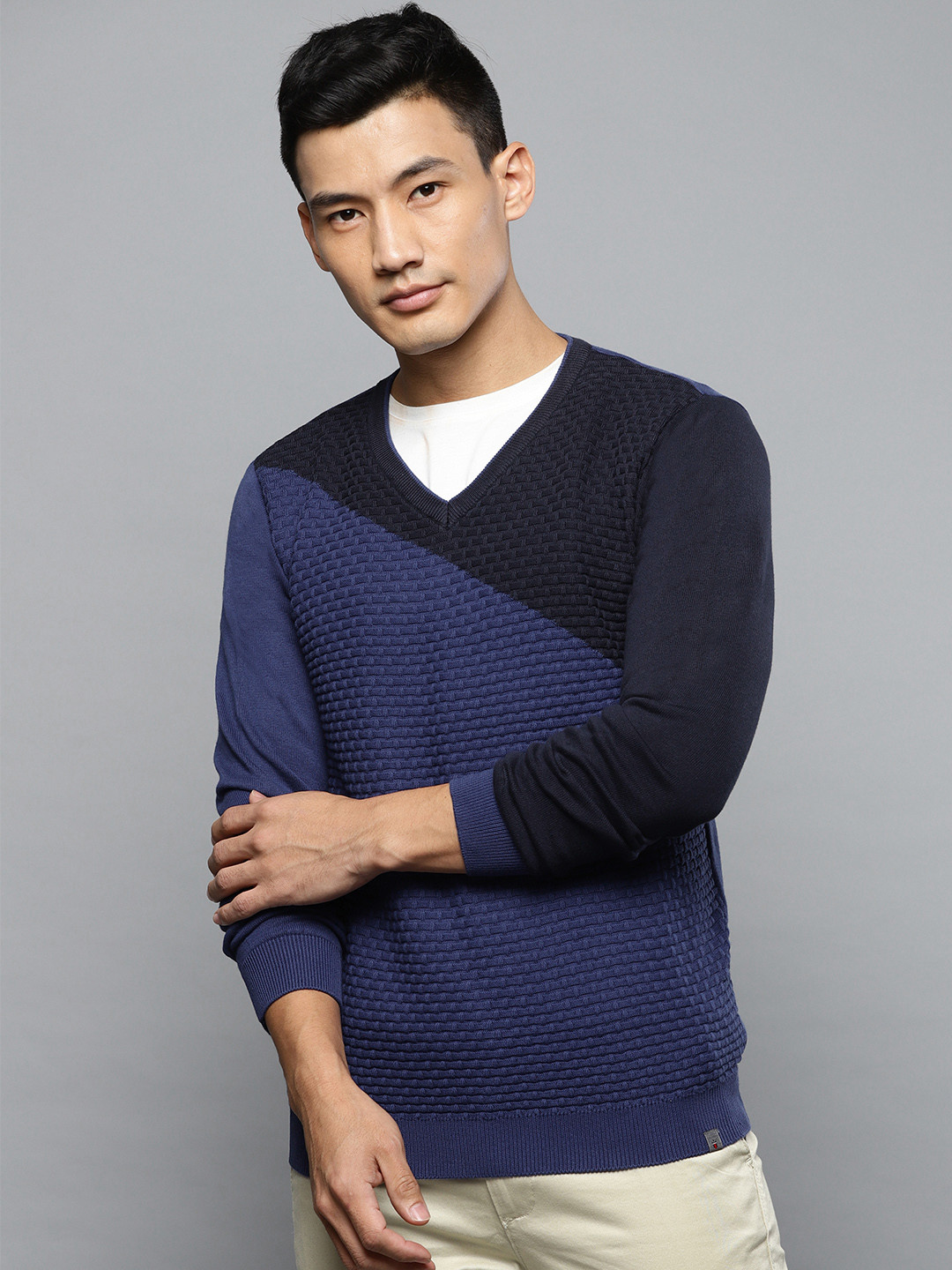 Louis Philippe Sport Men Blue Colorblocked Sweater