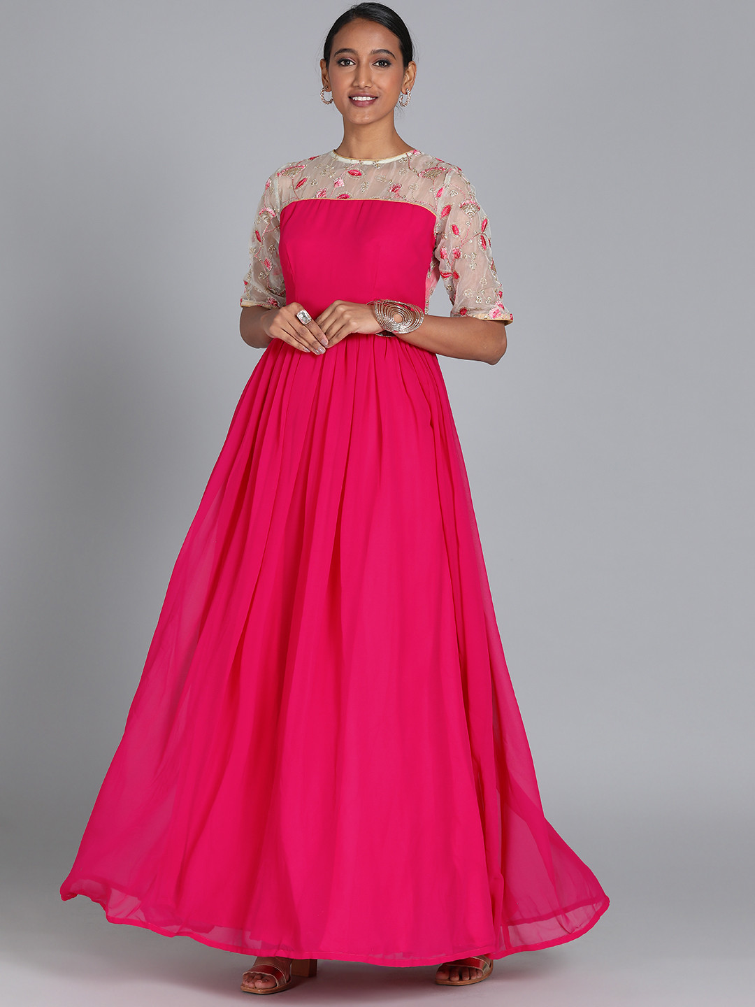 Ethnovog Women Pink Solid Made to Measure Maxi Dress