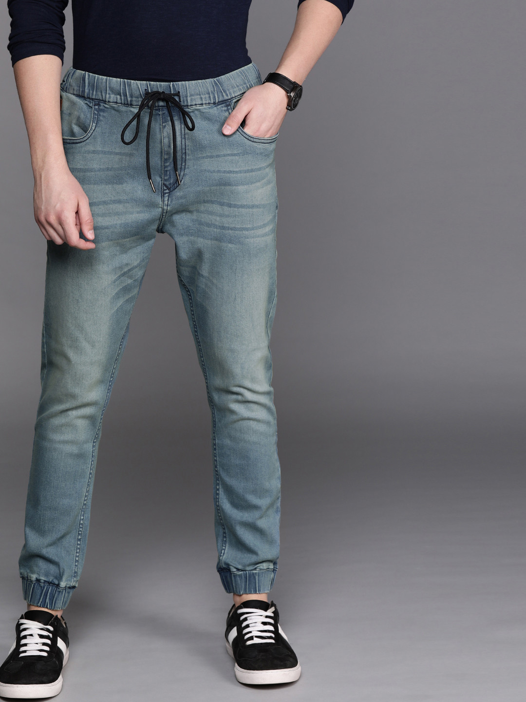 WROGN Men Blue Mid-Rise Clean Look Stretchable Jogger Jeans
