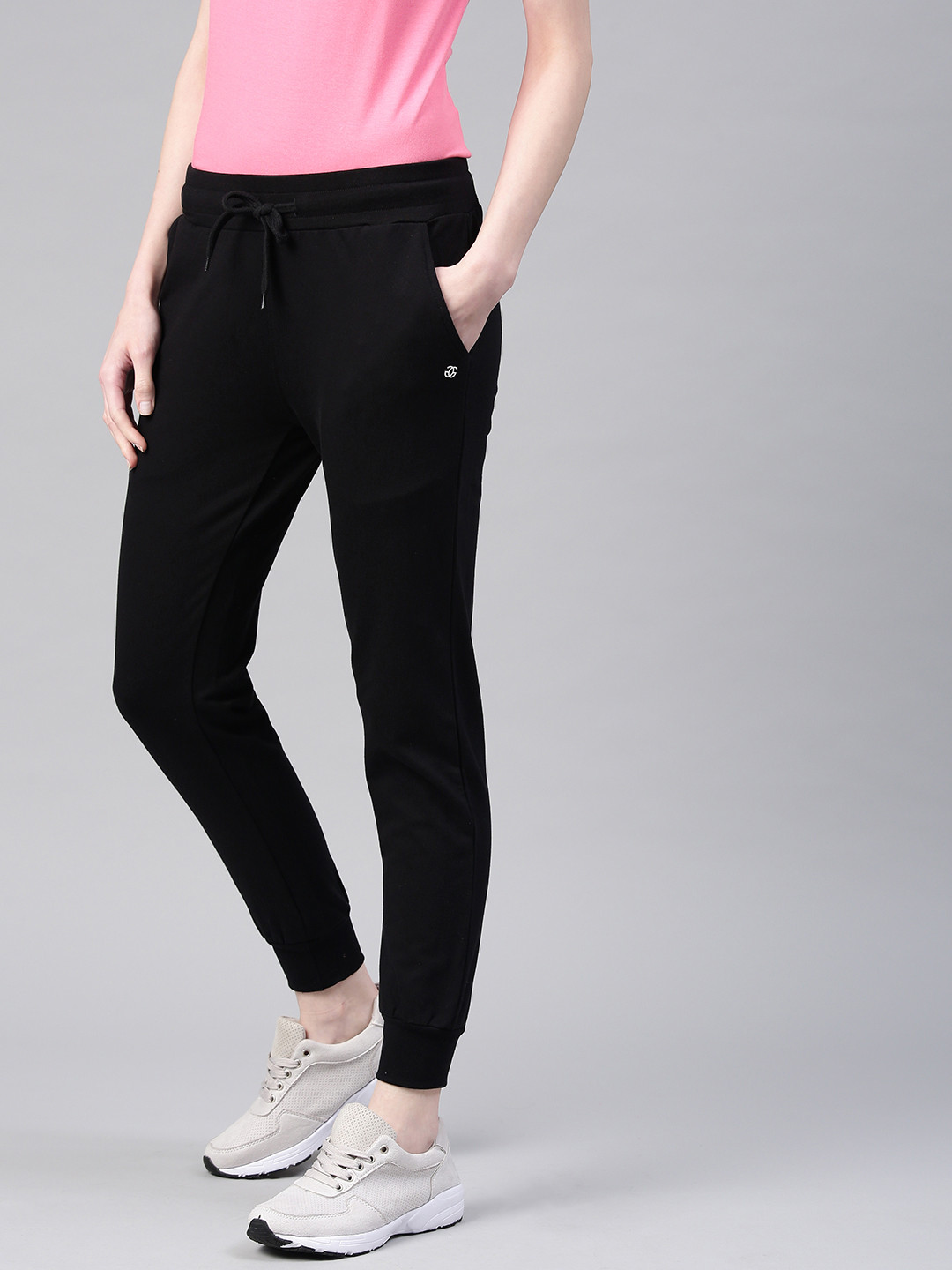 Genius18 Women Black Solid Classic Regular Fit Joggers