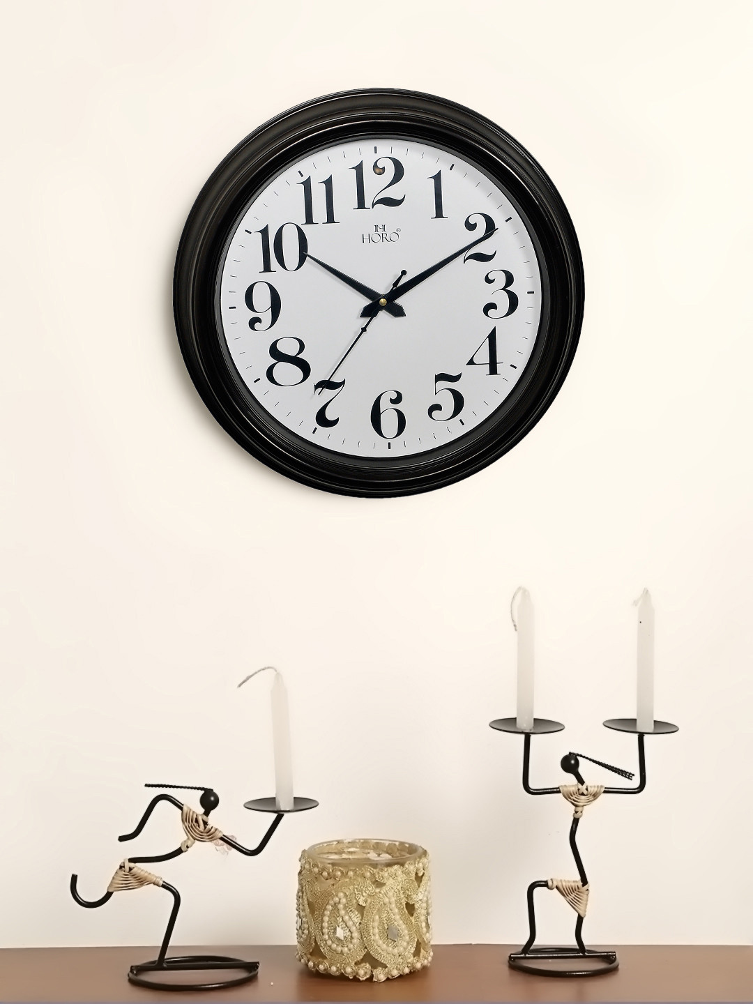 Horo White Round Solid Analogue Wall Clock 37 cm