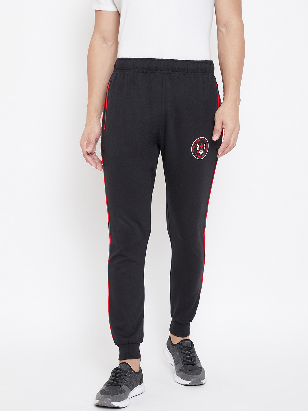 ACTIMAXX Men Black Solid Slim Fit Fashion Joggers