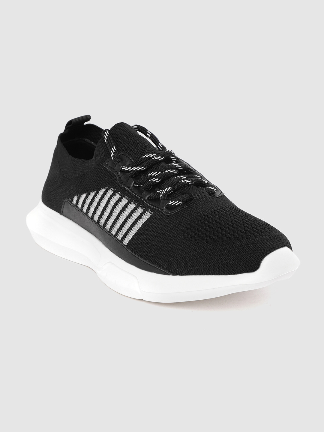 Carlton London sports Men Black Striped Running Shoes