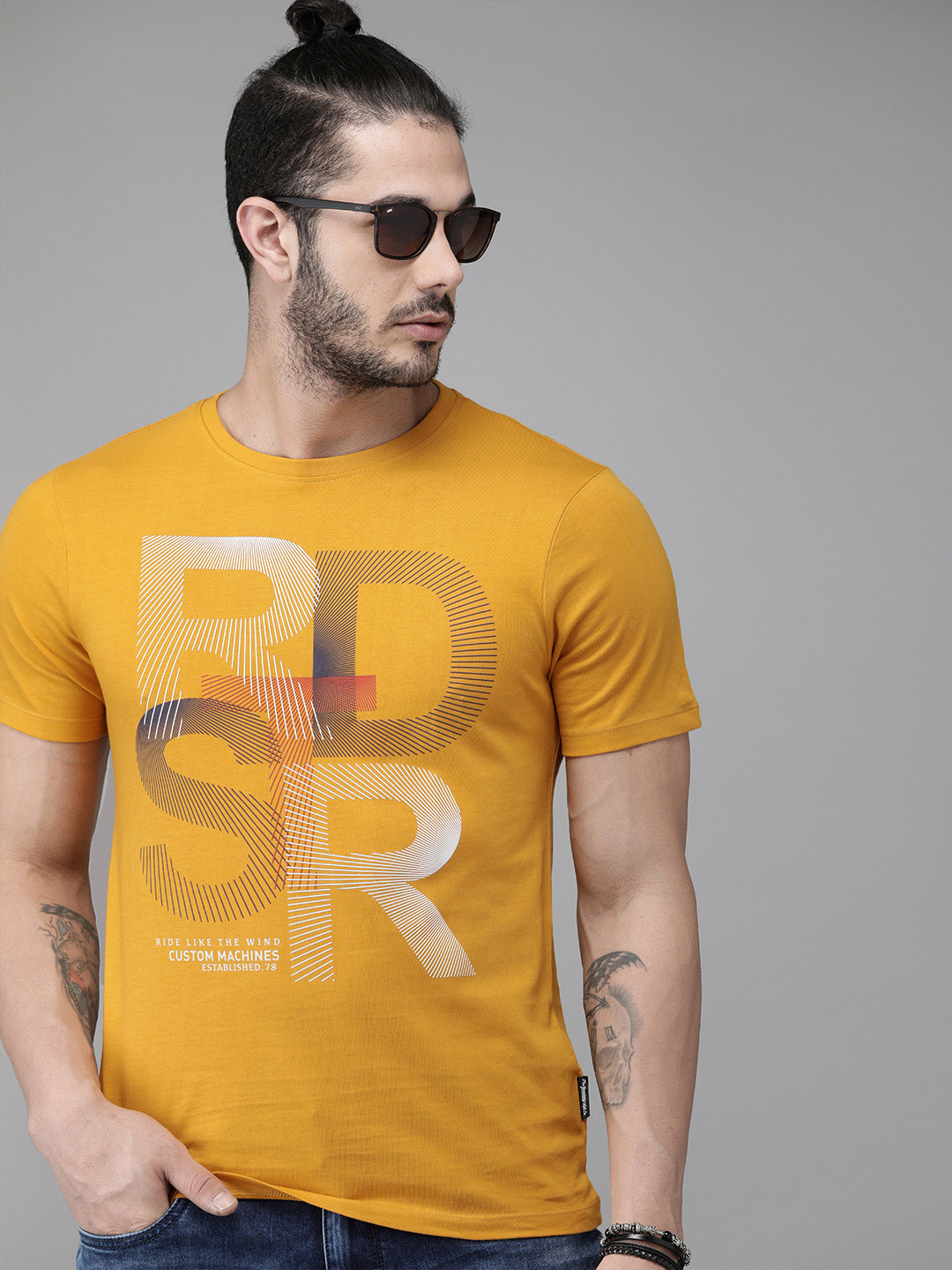 Roadster Men Mustard Yellow Brand Carrier Printed Round Neck Pure Cotton T-shirt