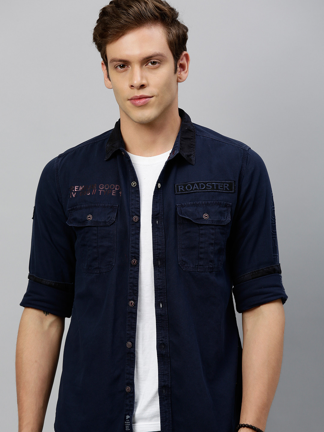 Roadster Men Navy Blue Regular Fit Printed Casual Shirt with Flap Pockets