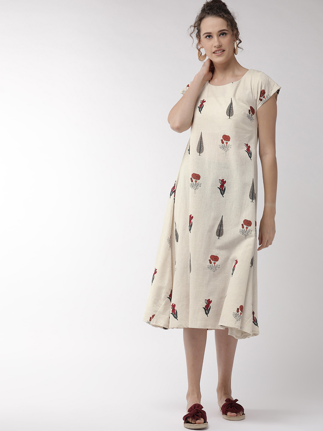 InWeave Women Off-White & Red Floral Print A-Line Ethnic Dress