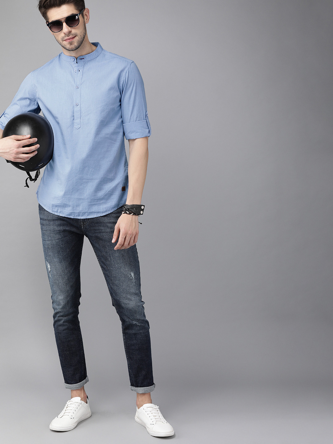 Roadster Men Blue Regular Fit Solid Casual Shirt With Half Button Placket