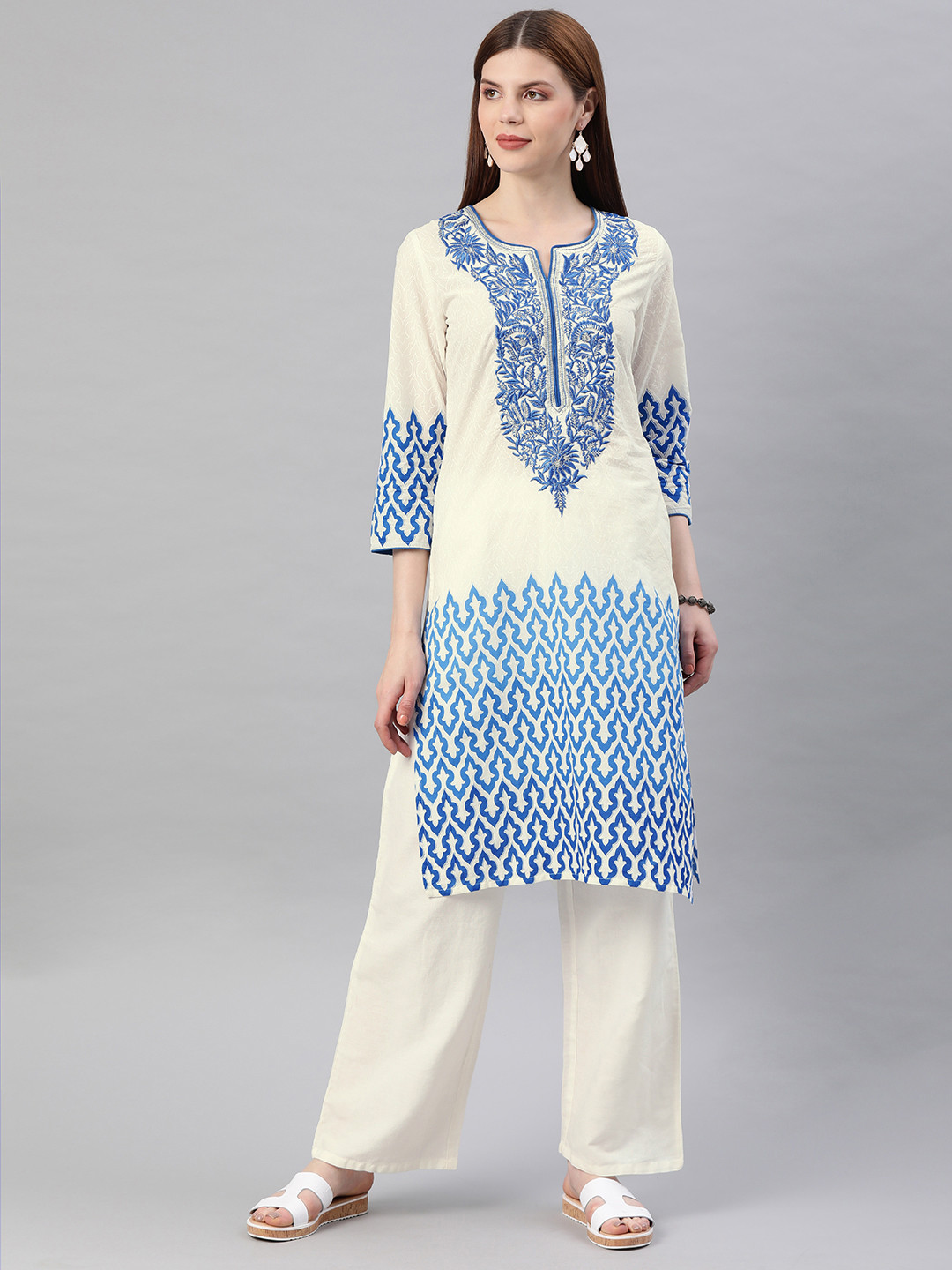Geroo Jaipur White & Blue Embroidered Straight Cotton Sustainable Kurta