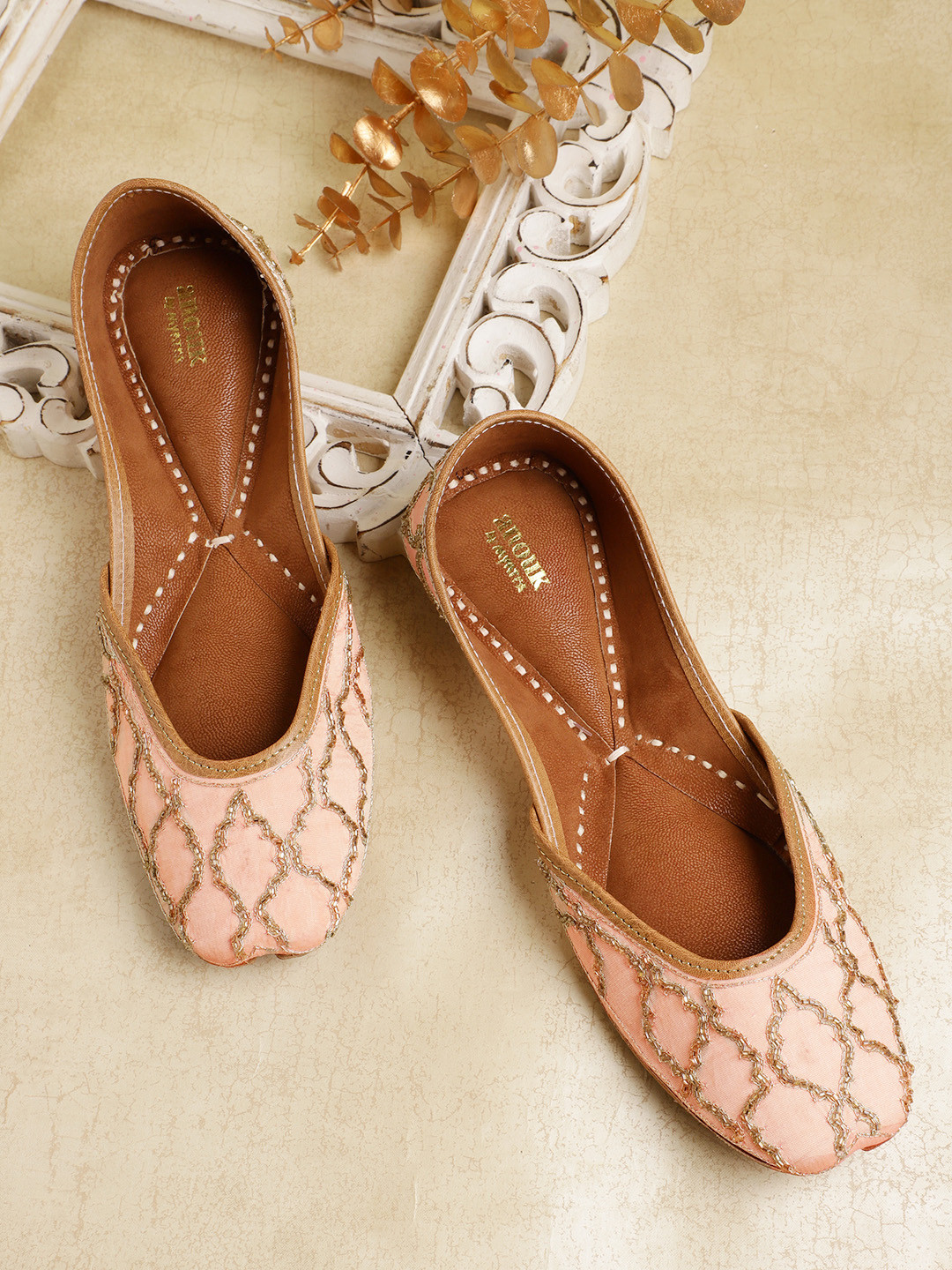 Anouk Women Peach-Coloured & Gold-Toned Embellished Mojaris