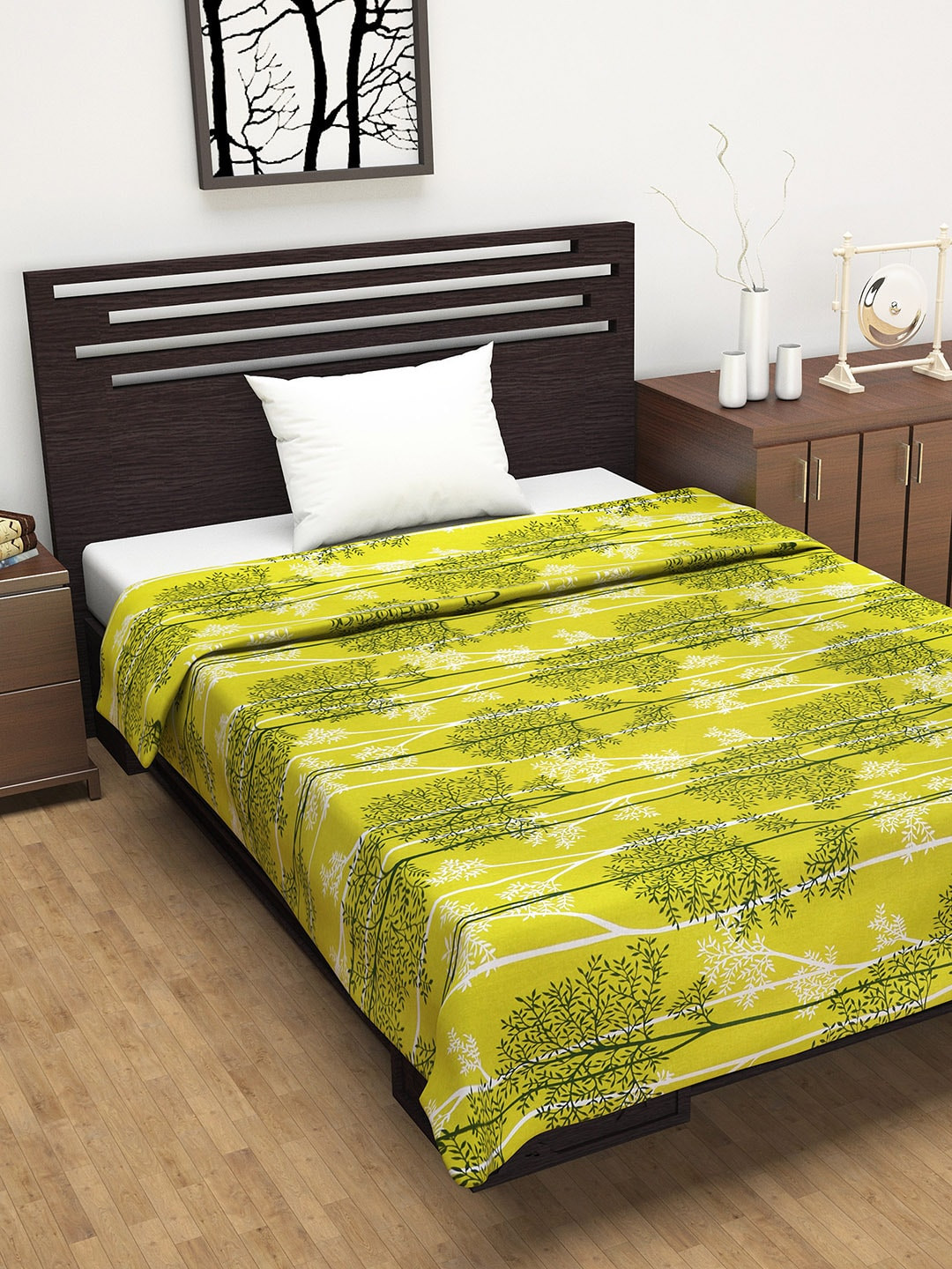 Divine Casa Yellow & Green Floral AC Room 110 GSM Single Bed Dohar