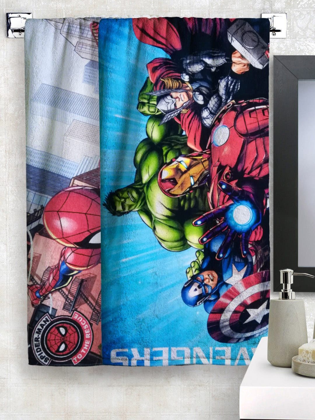 Marvel Kids Set of 2 Multi-Coloured Superhero Printed 350GSM Bath Towels