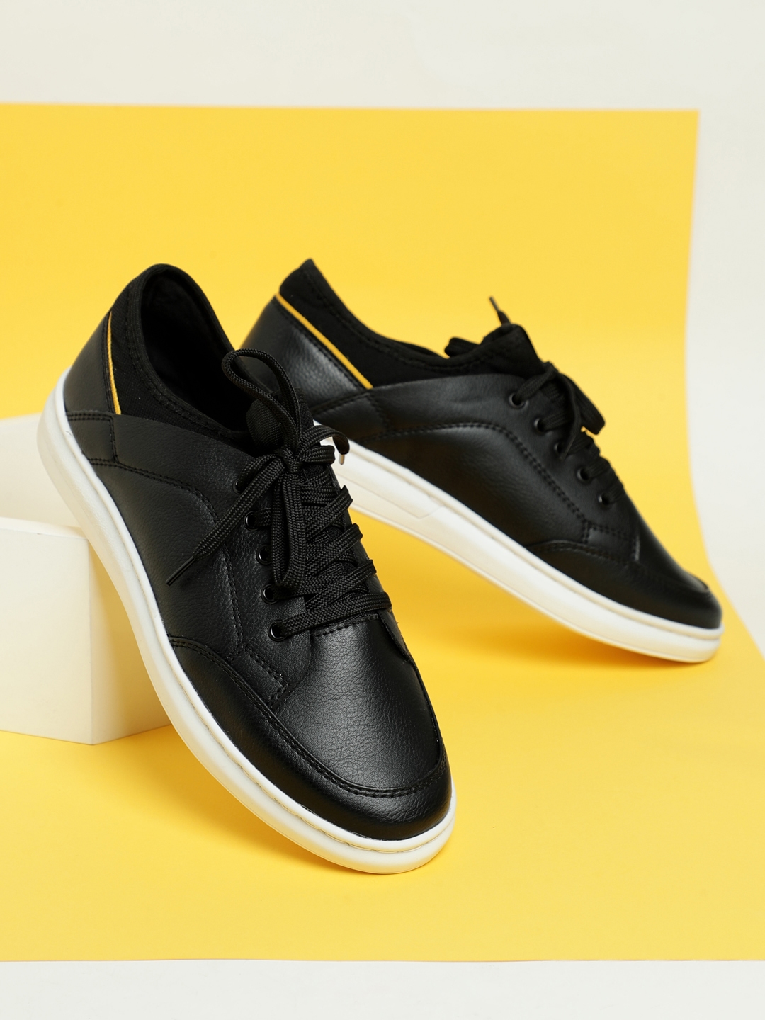 Buy Roadster Men Black Sneakers - Casual Shoes for Men 2179672 | Myntra