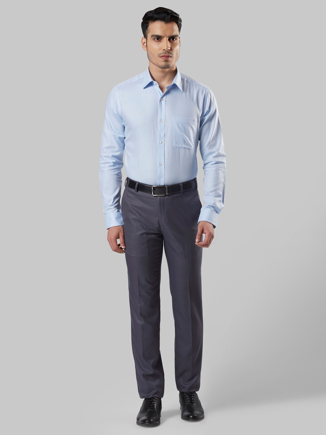 Raymond Men Blue Slim Fit Solid Formal Shirt