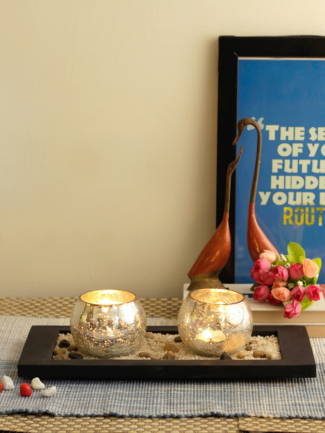 TIED RIBBONS Set of 2 Silver-Toned Glass Tealight Candle Holder With Wooden Tray