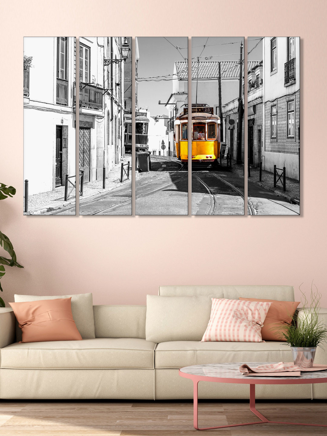 999Store Set of 5 White & Grey Printed Modern City And Train Framed Wall Art