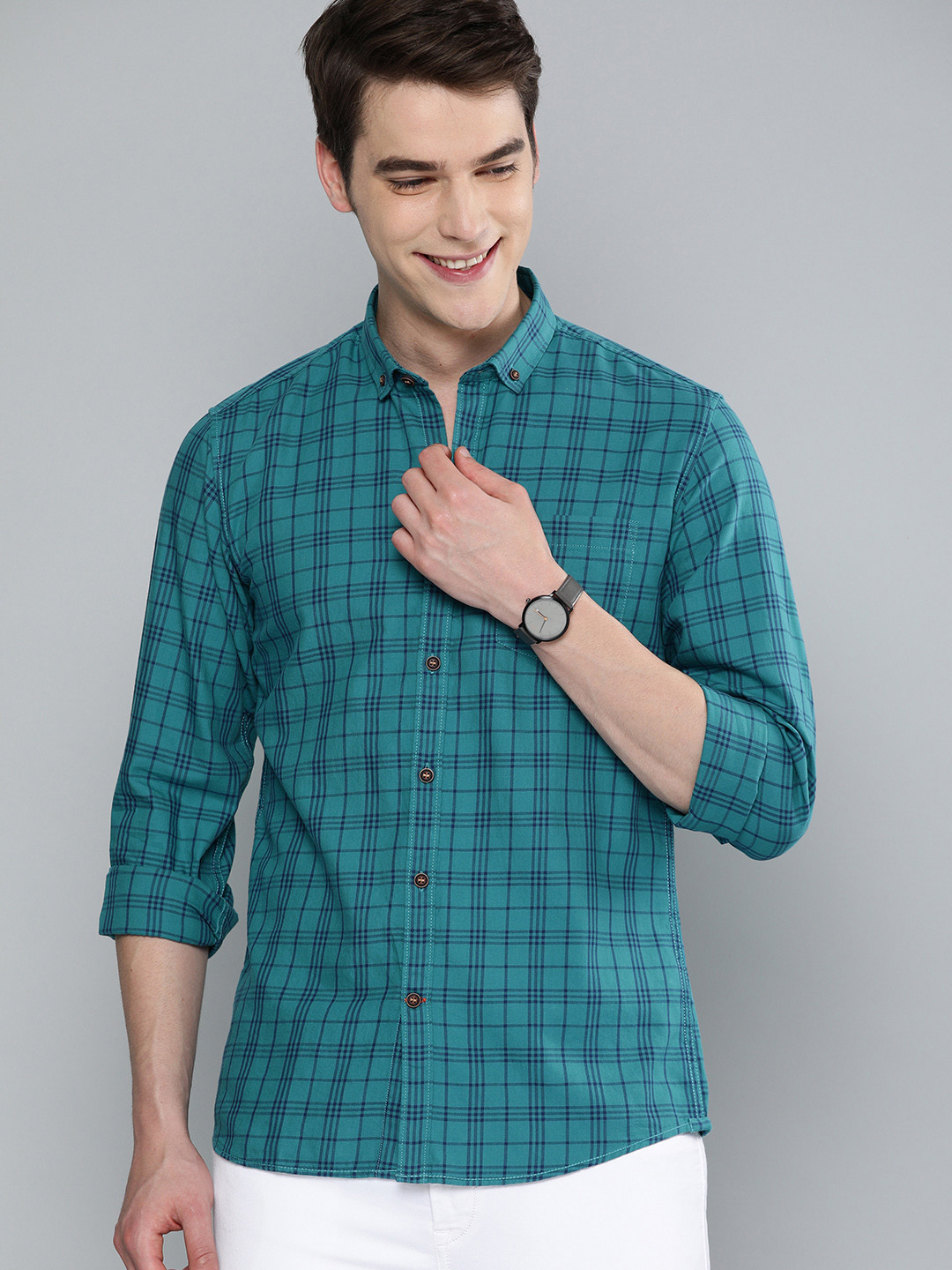 Mast & Harbour Men Teal Green & Navy Blue Regular Fit Checked Casual Shirt