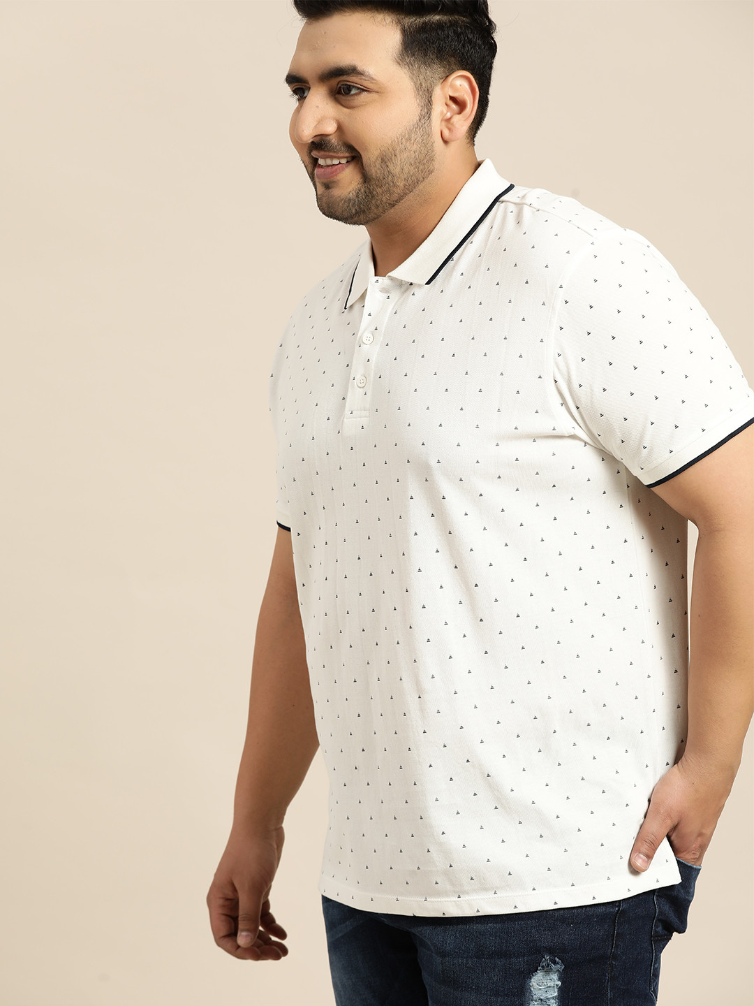 Sztori Plus Size Men White  Navy Printed Polo Collar T-shirt