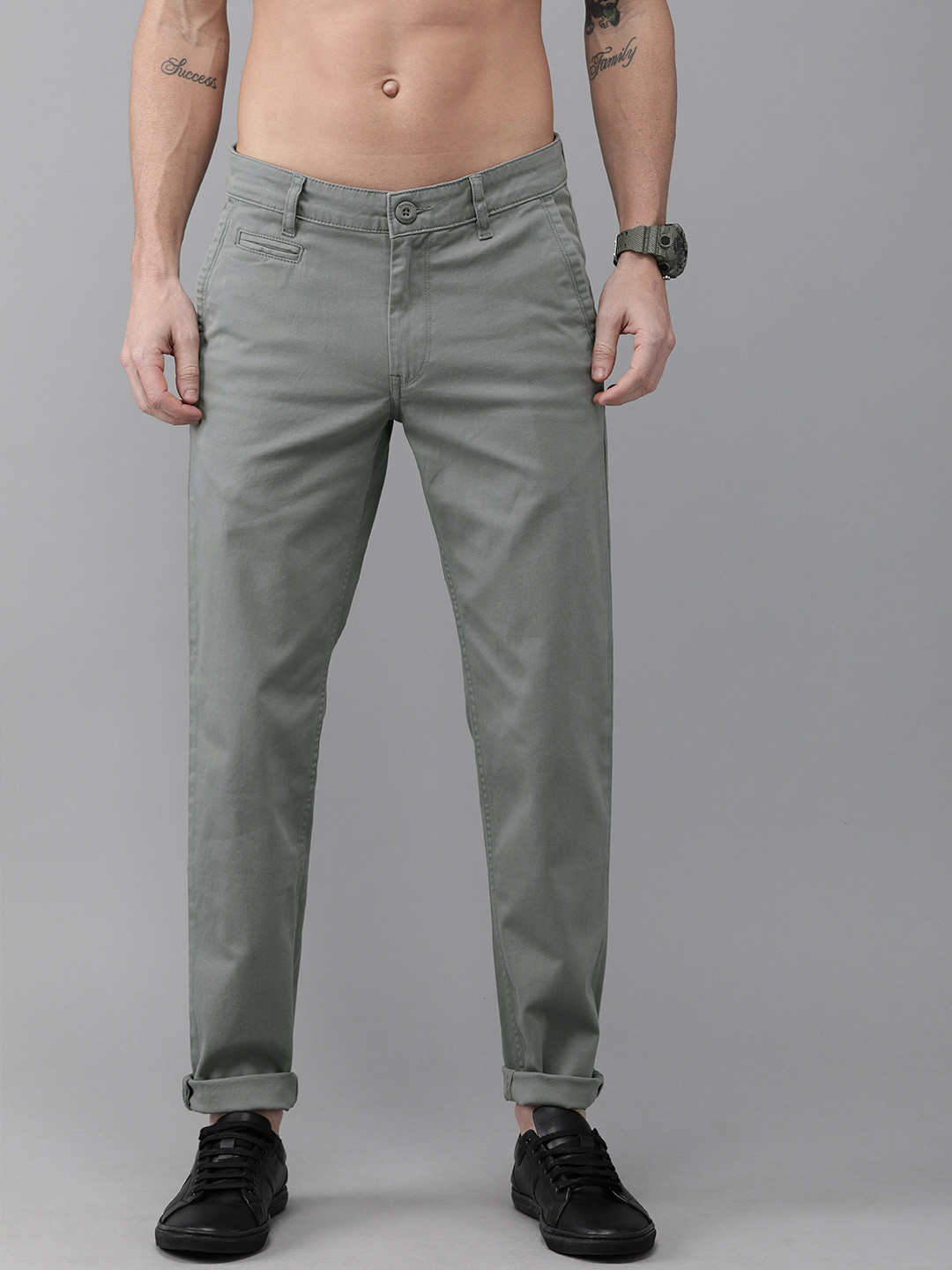 Roadster Men Grey Sustainable Chinos