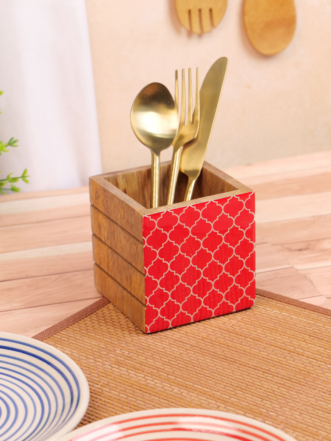 VarEesha Red Hand Painted Mango Wood Cutlery Holder