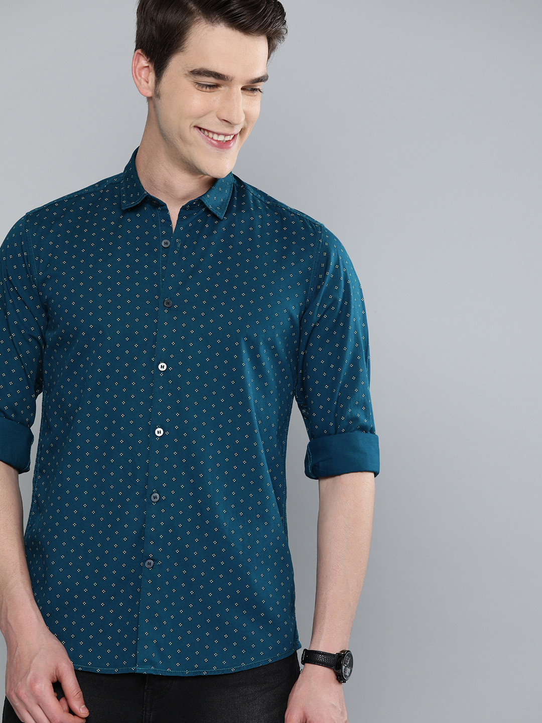 Mast & Harbour Men Teal Blue & White Regular Fit Printed Casual Shirt