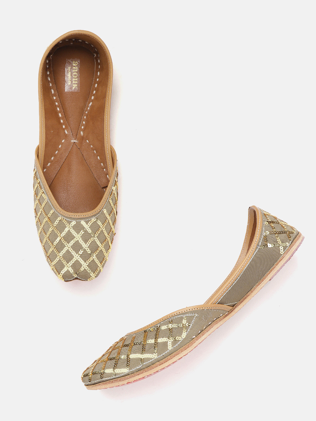 Anouk juttis Clearance