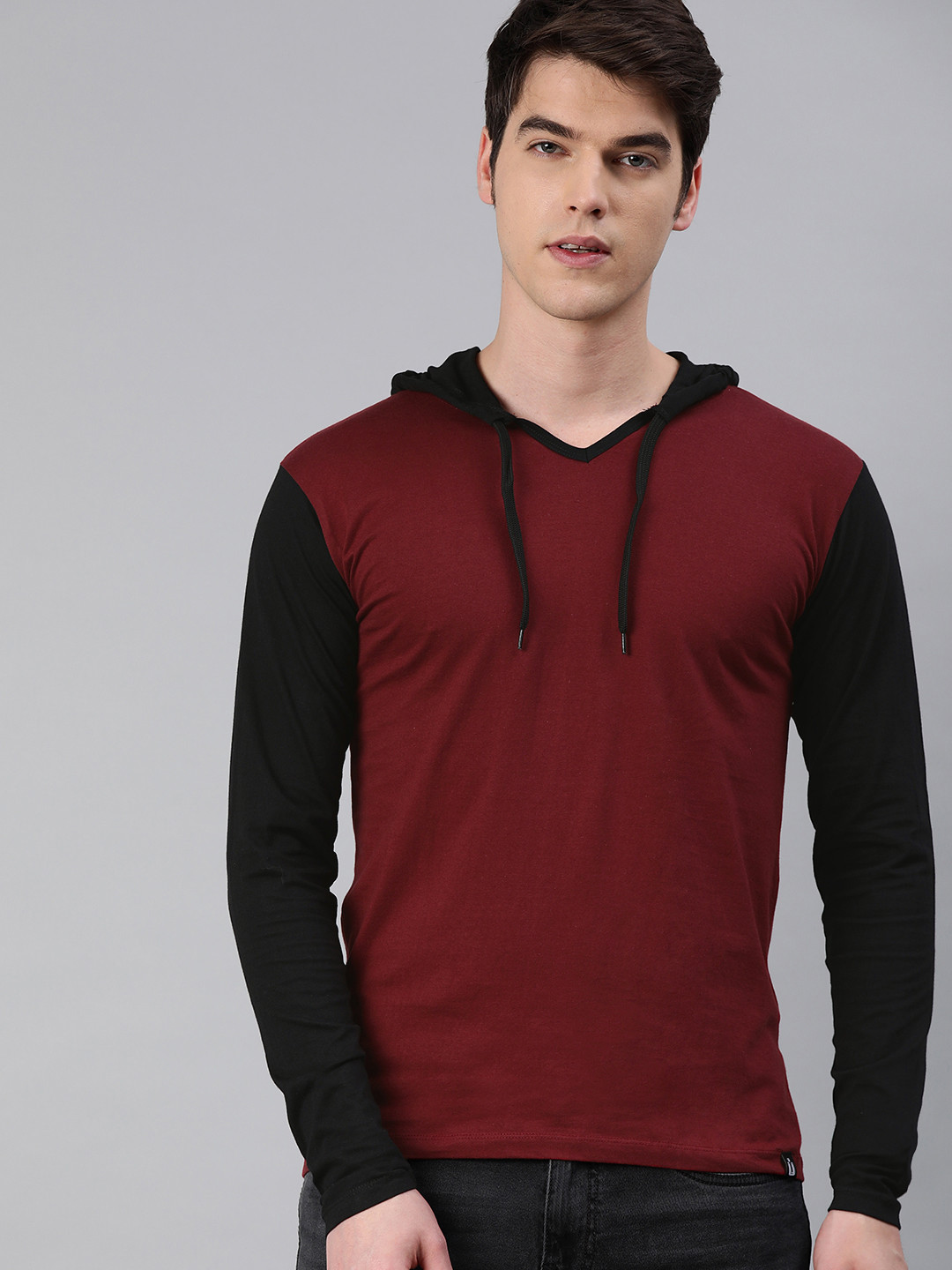 Urbano Fashion Men Maroon Solid Slim Fit Hood T-shirt