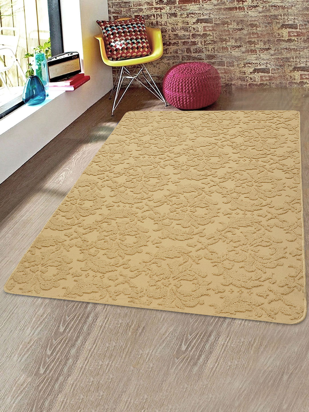 Saral Home Beige Floral Patterned Microfiber Anti-Skid Carpet