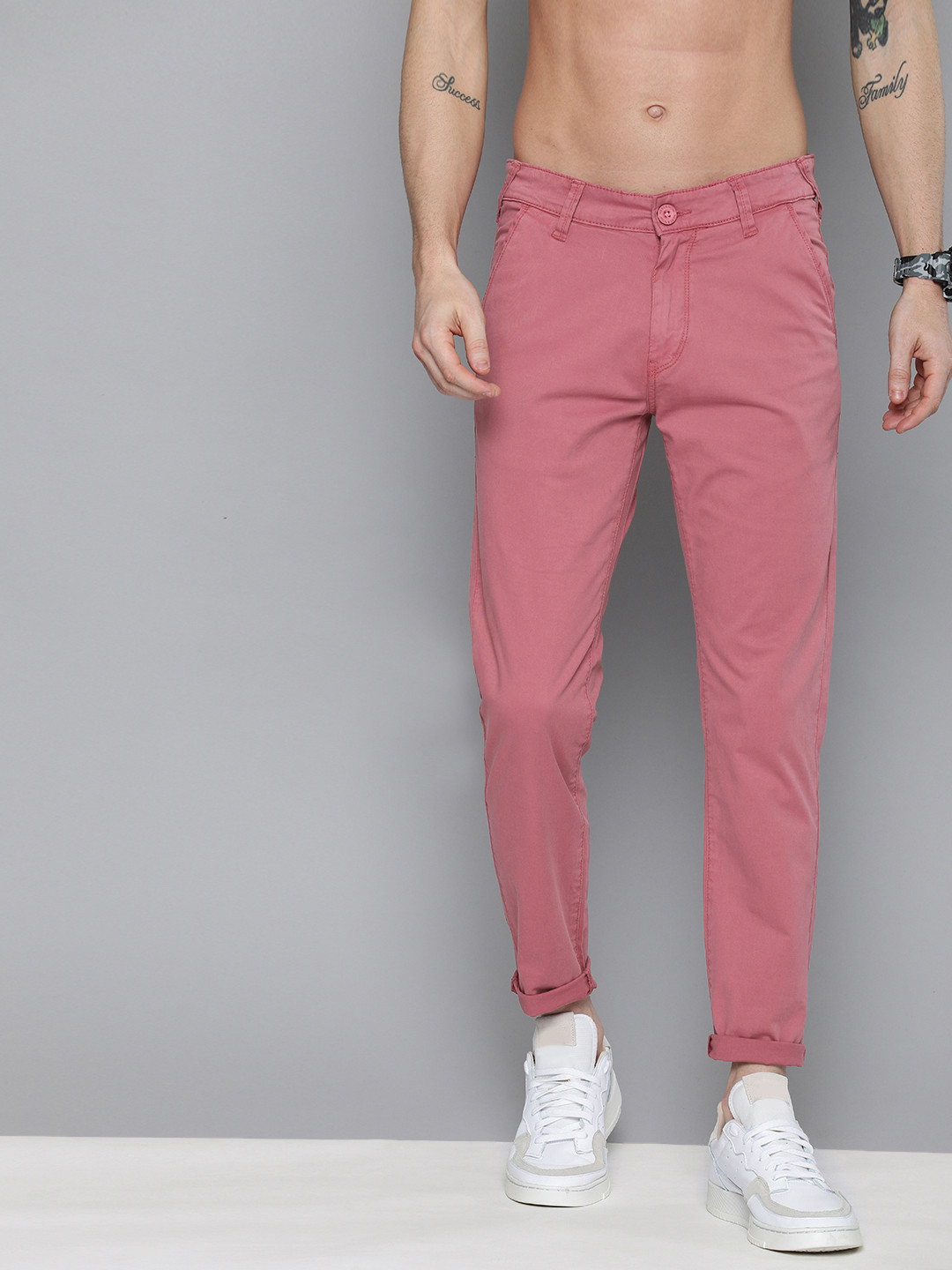 HERE&NOW Men Pink Slim Fit Solid Chinos