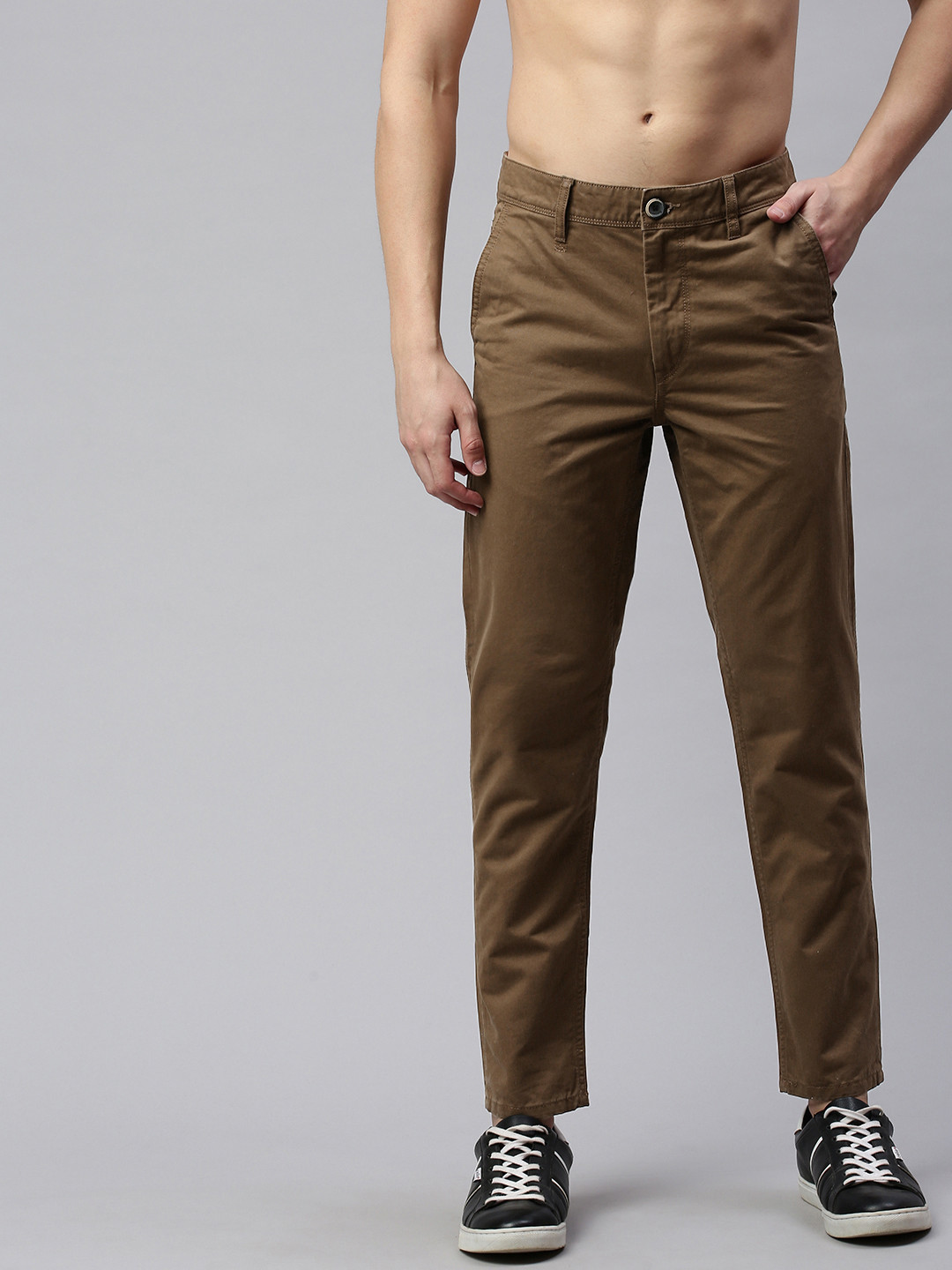 Roadster Men Brown Slim Fit Solid Chinos