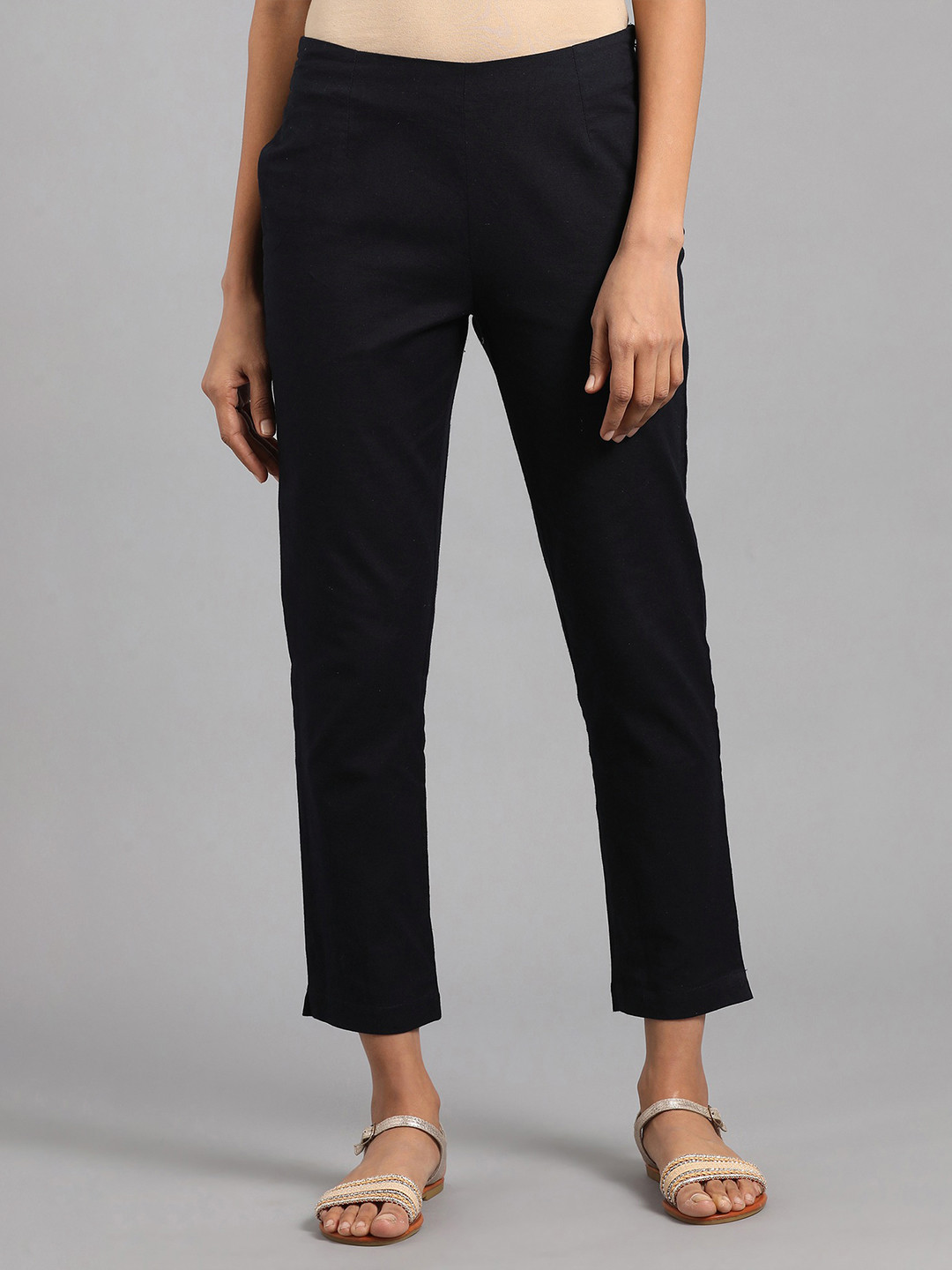 W Women Black Regular Cropped Trousers