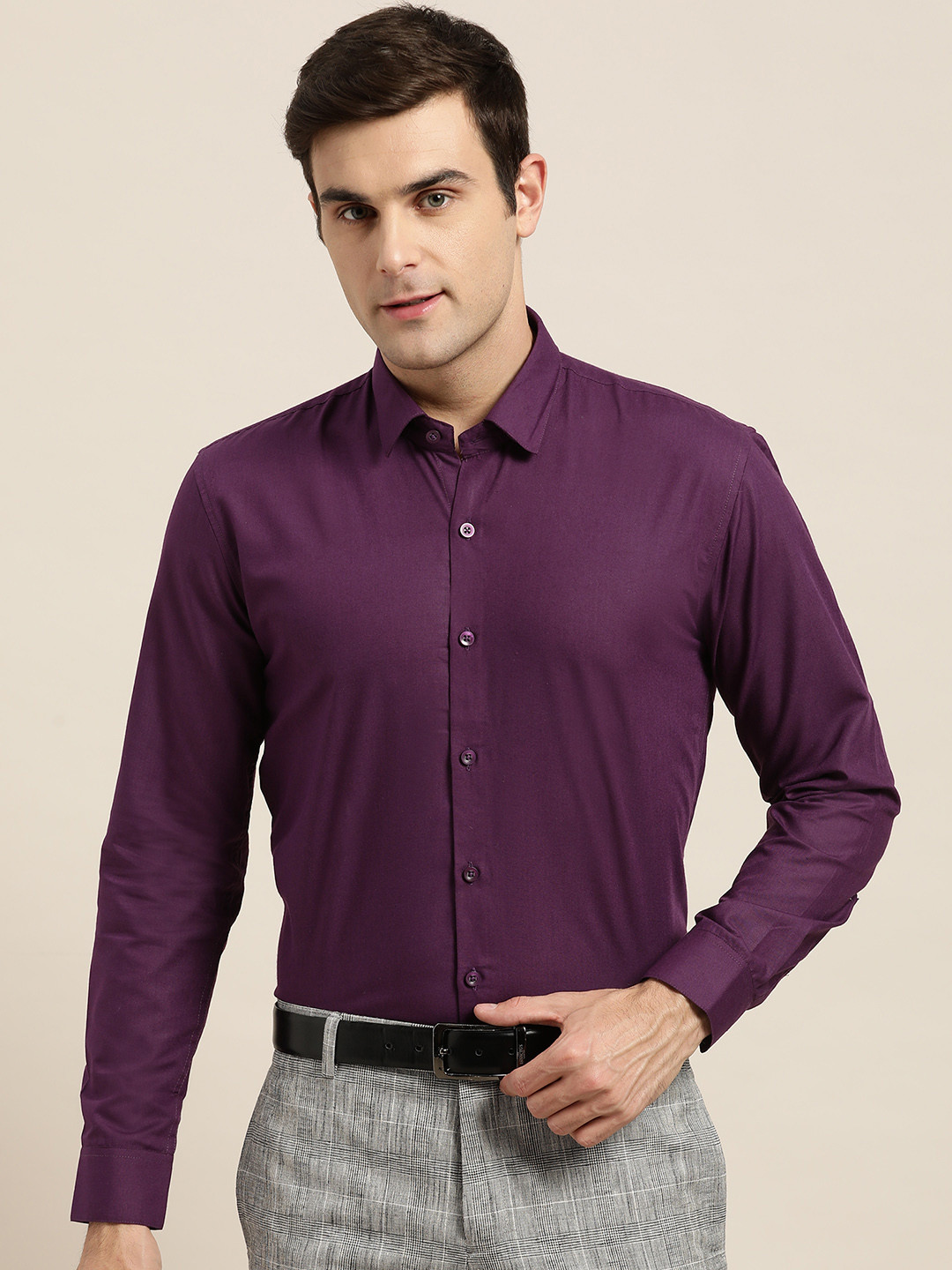SOJANYA Men Aubergine Classic Regular Fit Solid Formal Shirt