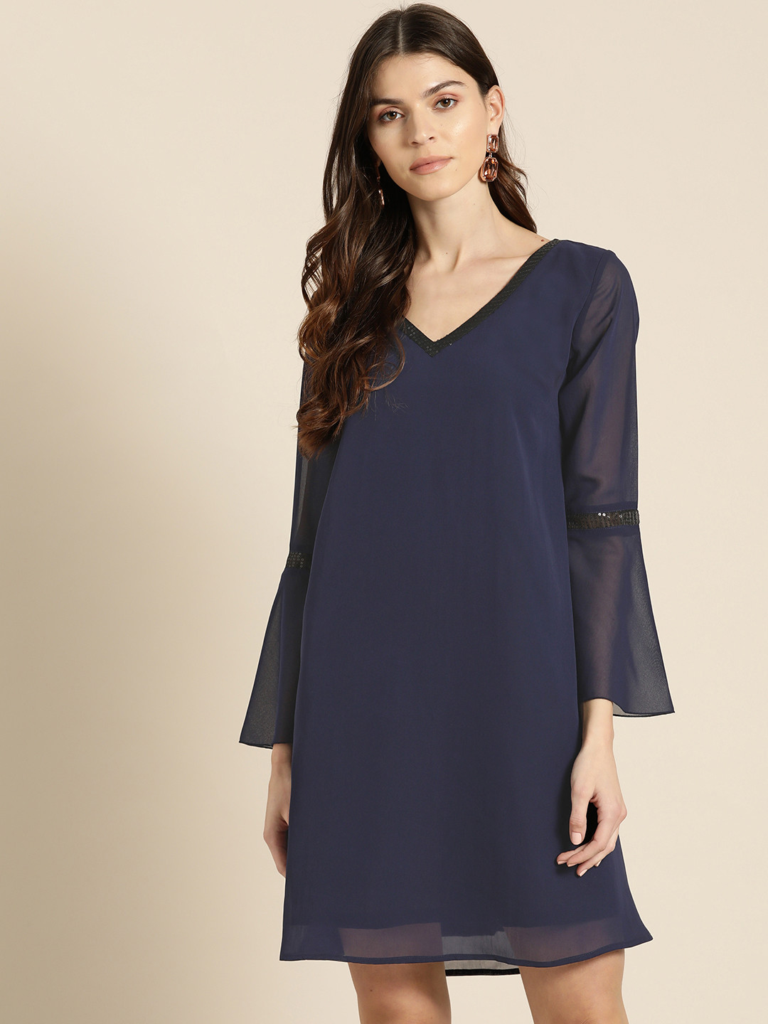 Qurvii Plus Size Women Navy Blue Solid Shift Dress