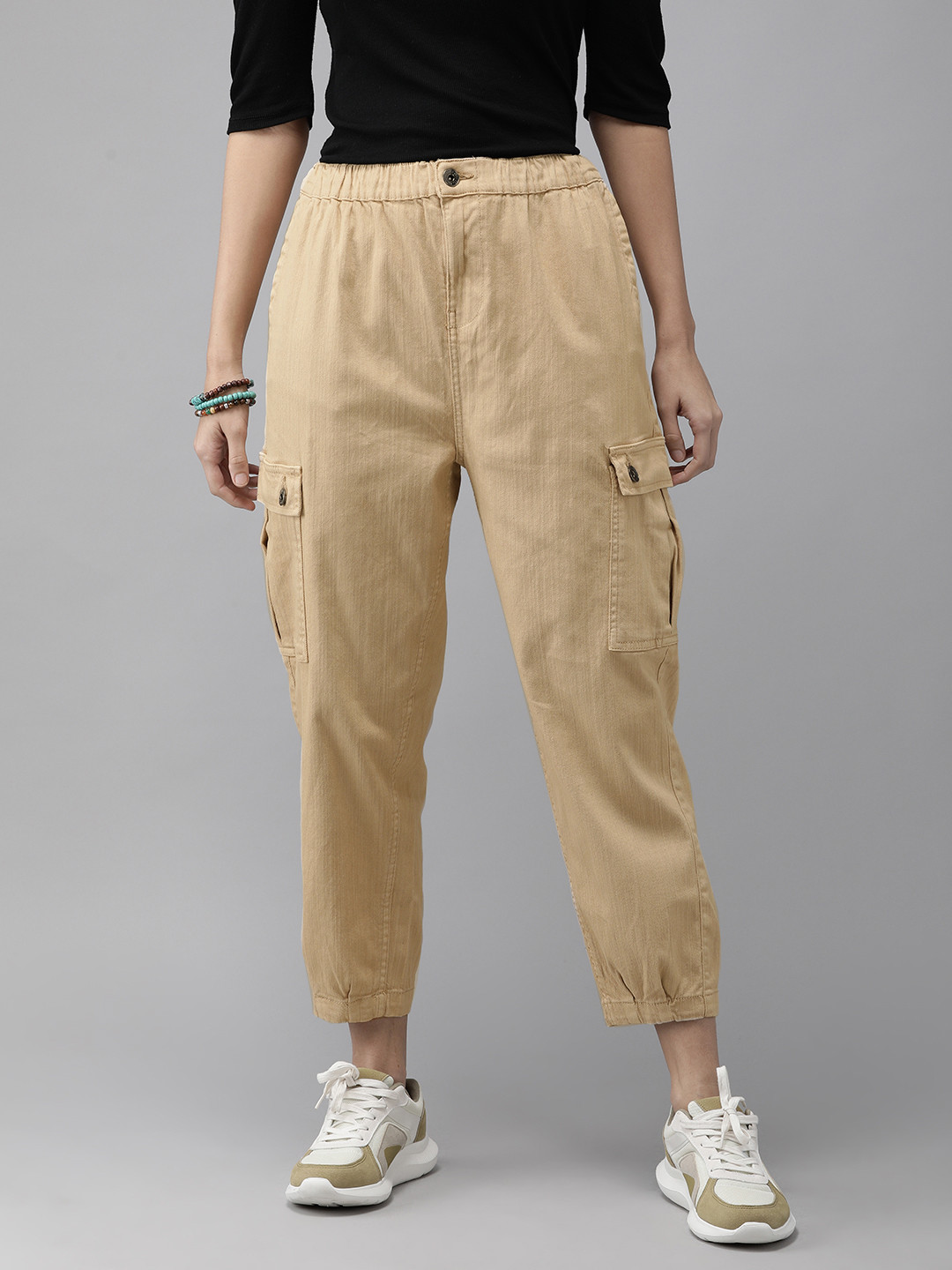 Roadster Women Khaki Regular Fit Solid Cropped Joggers