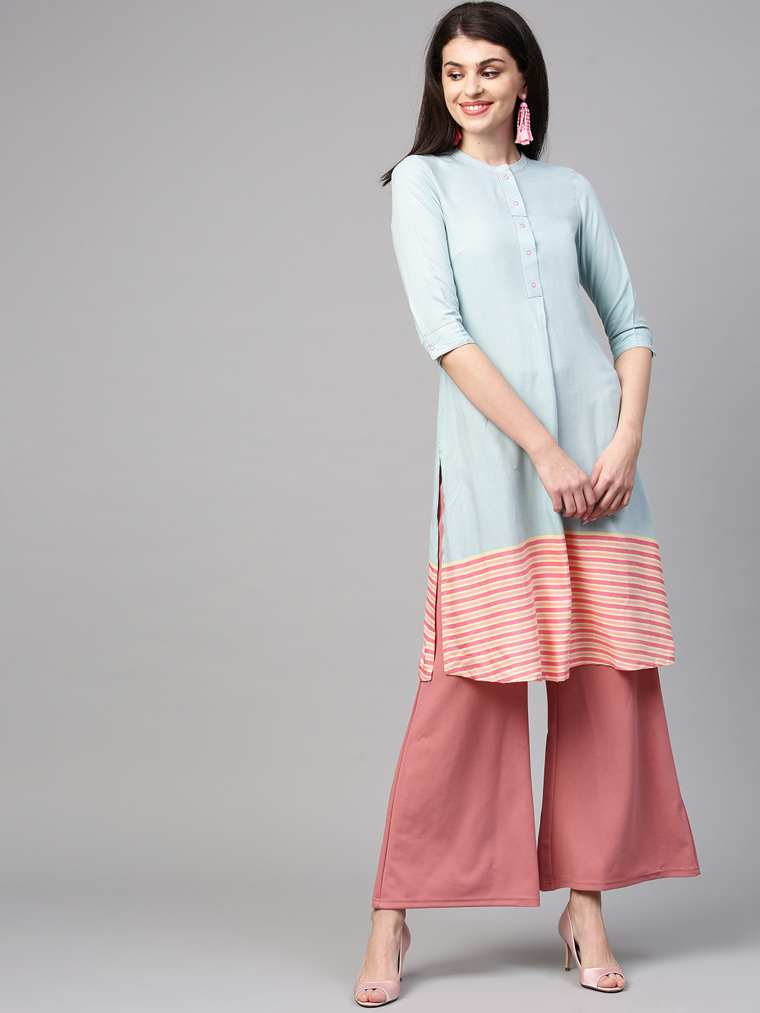 AURELIA Women Blue Solid Yarn-Dyed Straight Kurta