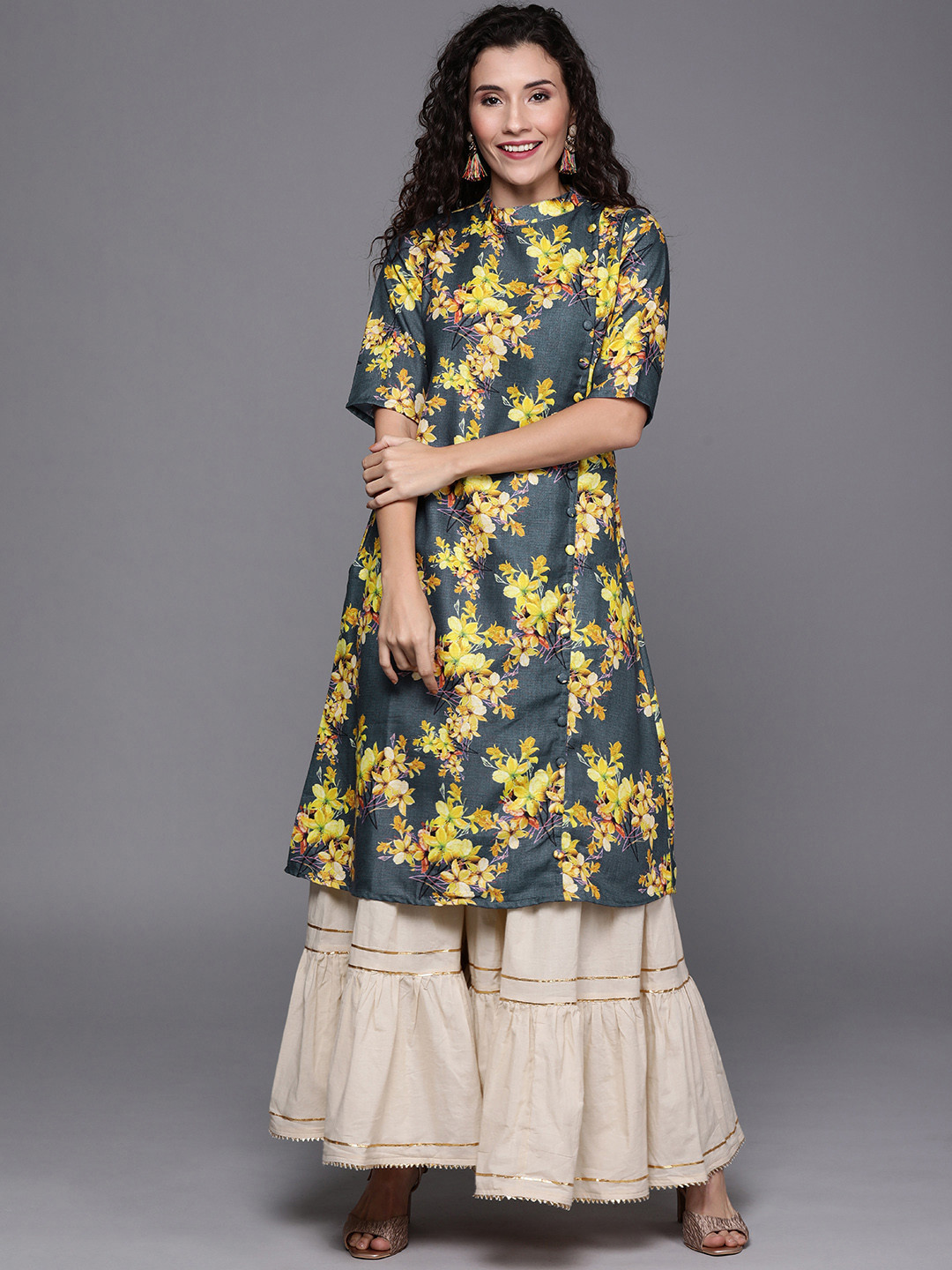 Ethnovog Women Grey  Yellow Printed Made To Measure A-Line Kurta