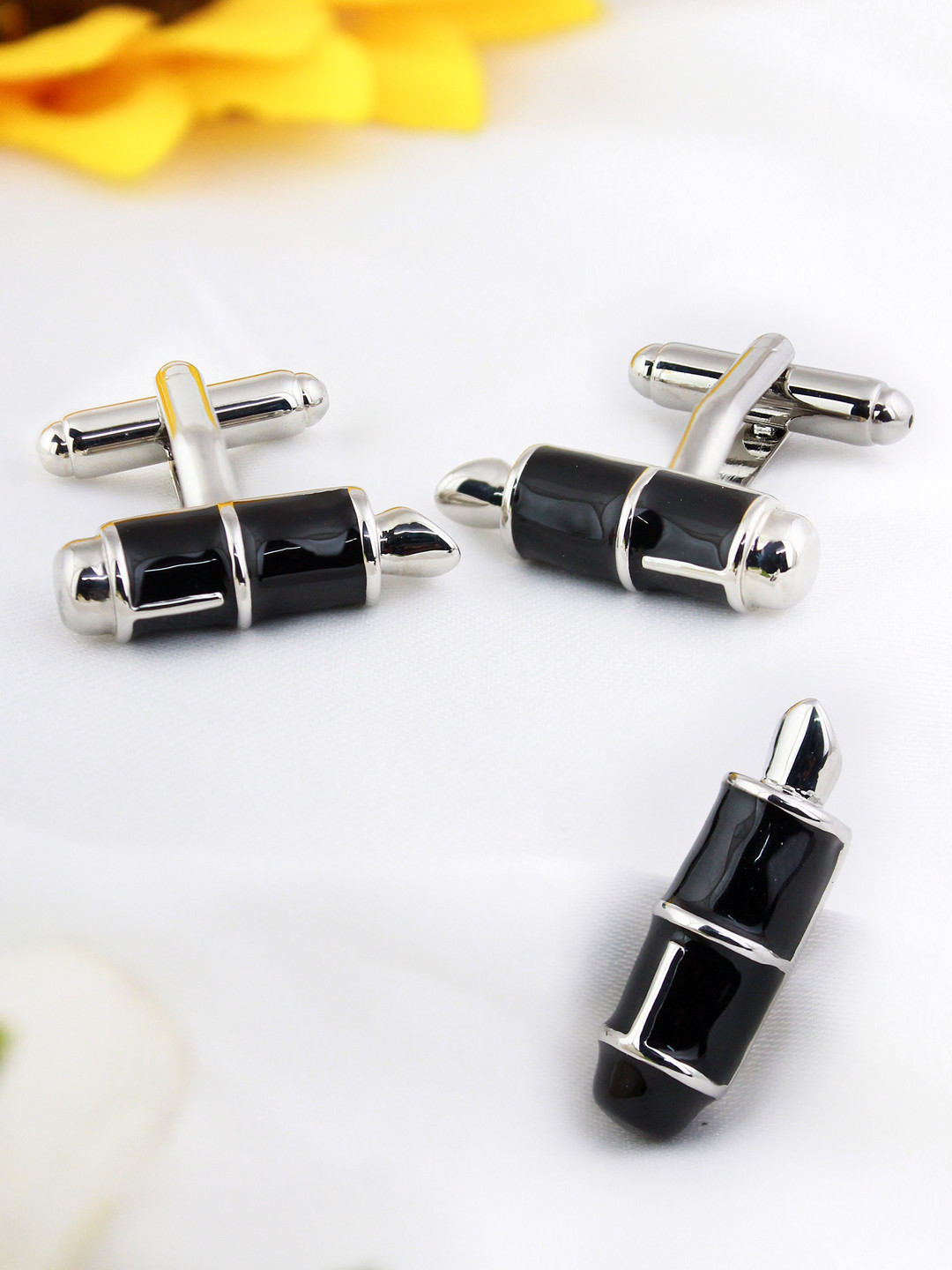 PELUCHE Men Black & Silver-Toned Accessory Gift Set