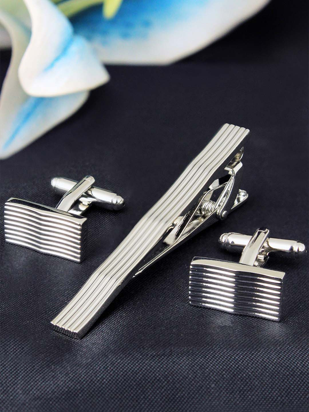 PELUCHE Men Off-White Colourblocked Rhodium Plated Accessory Gift Set