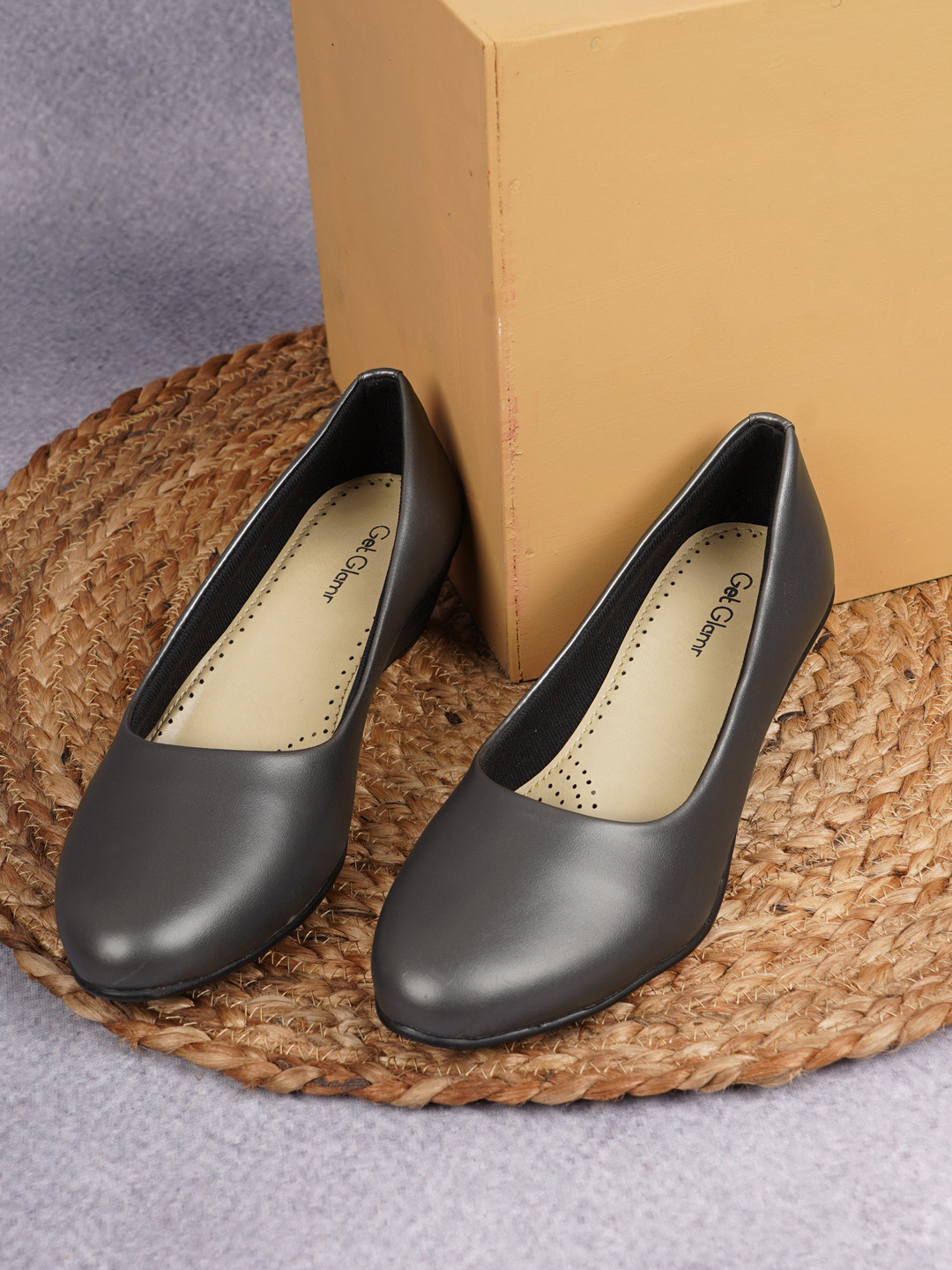 Get Glamr Women Grey Solid Wedges