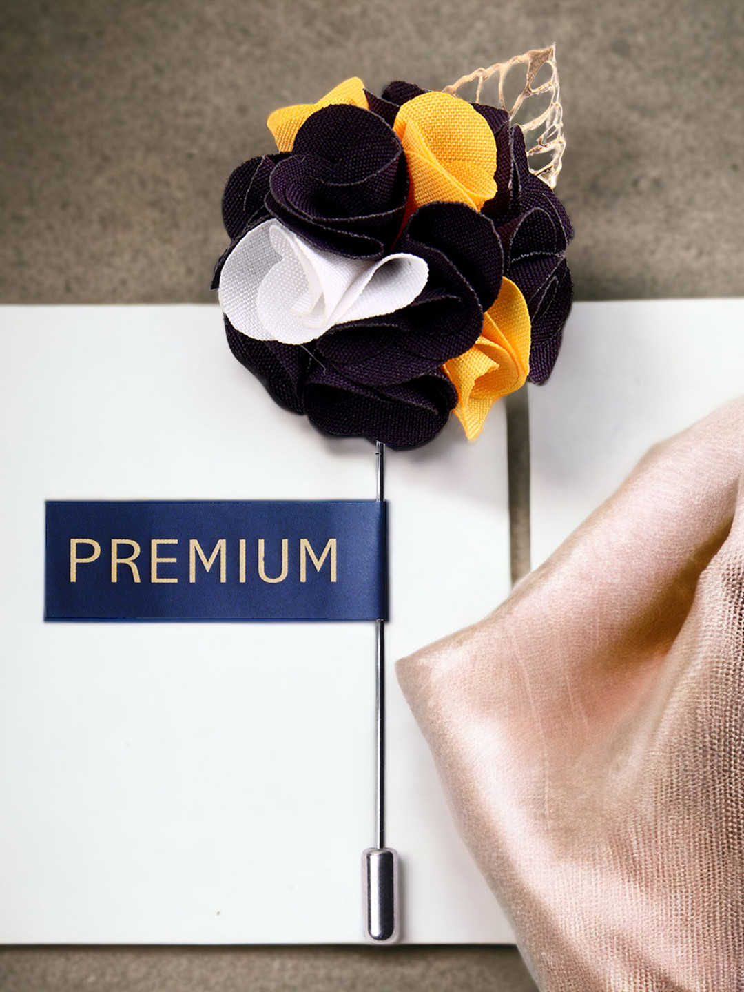 PELUCHE Unisex Purple & Yellow Brooch Lapel Pin