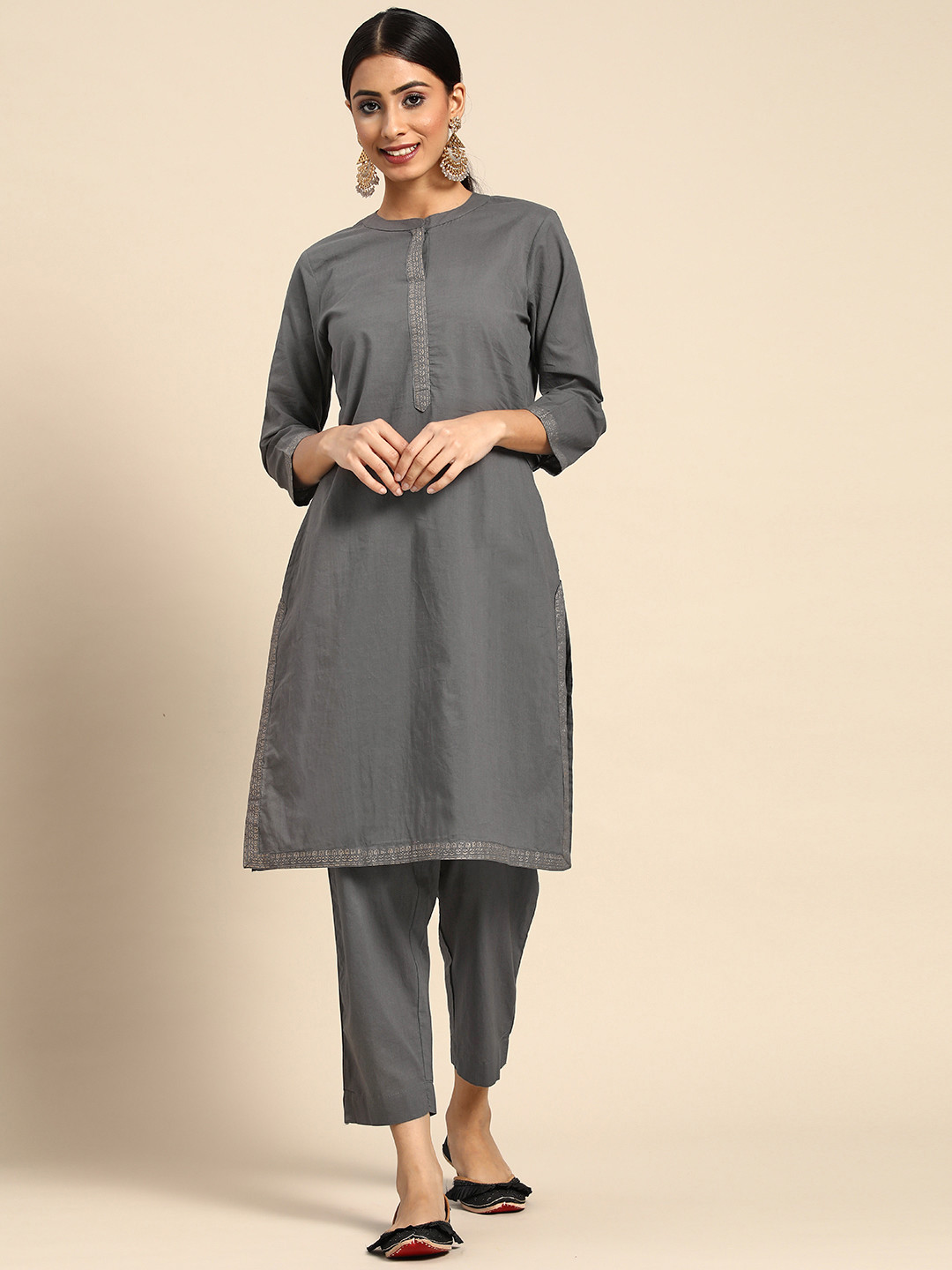 Sangria Women Charcoal Grey Pure Cotton Solid Kurta with Cropped Trousers