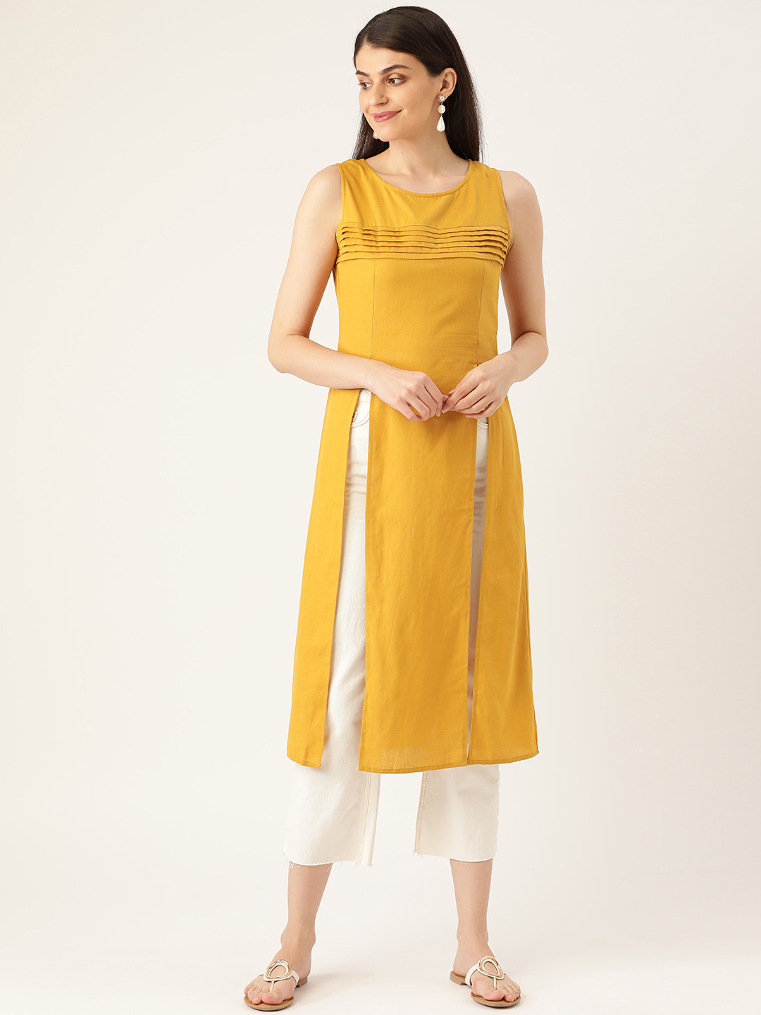 An Episode Women Mustard Yellow Solid High-Slit Longline Tunic