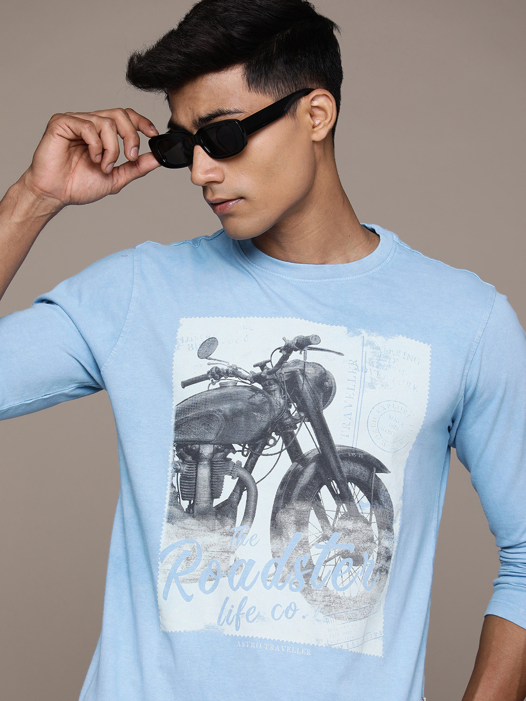 The Roadster Lifestyle Co. Graphic Printed Pure Cotton T-shirt