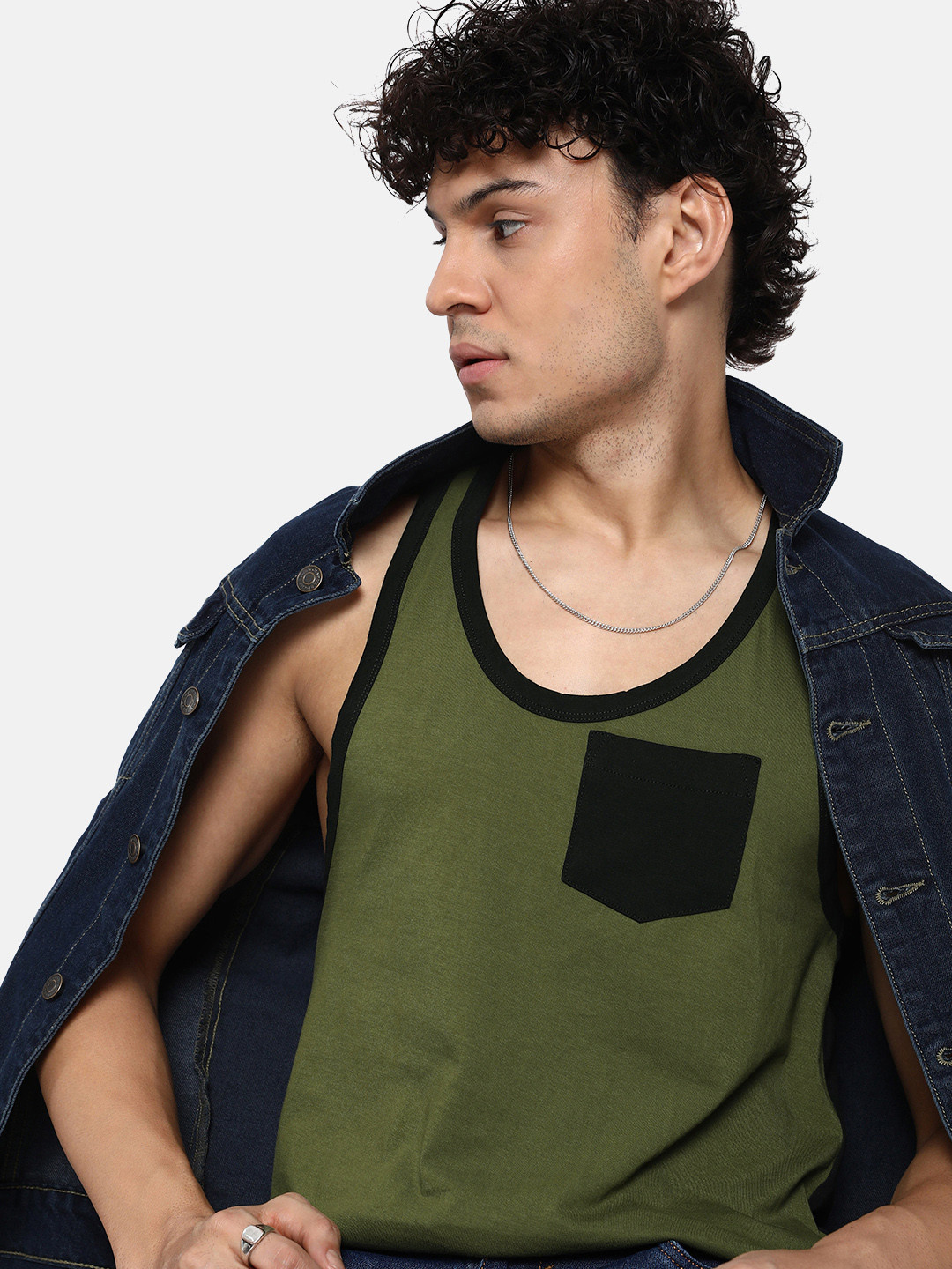 Roadster Men Olive Green & Black Solid Scoop Neck Racerback T-shirt