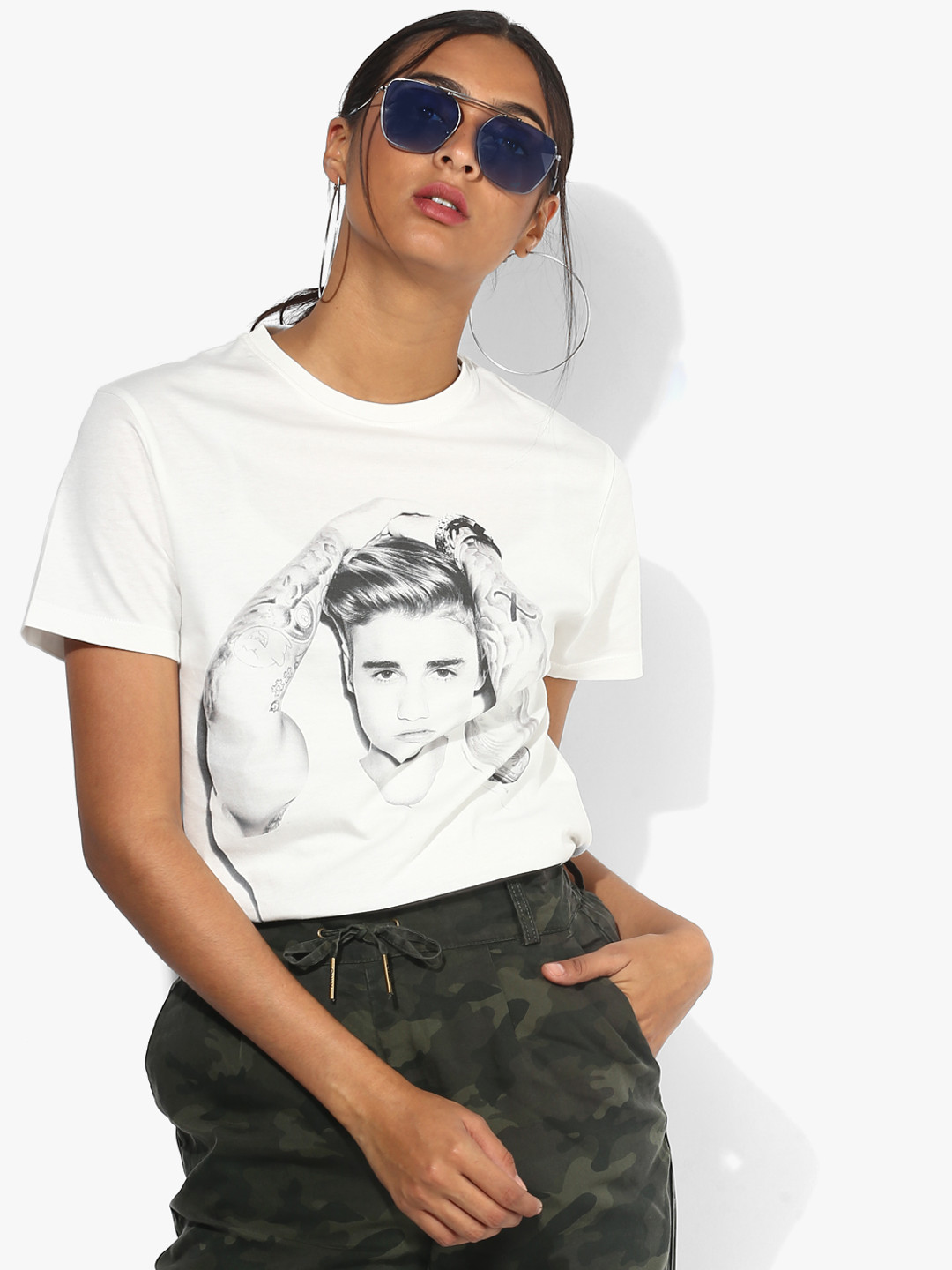 ONLY Women White & Black Printed Loose Fit T Shirt