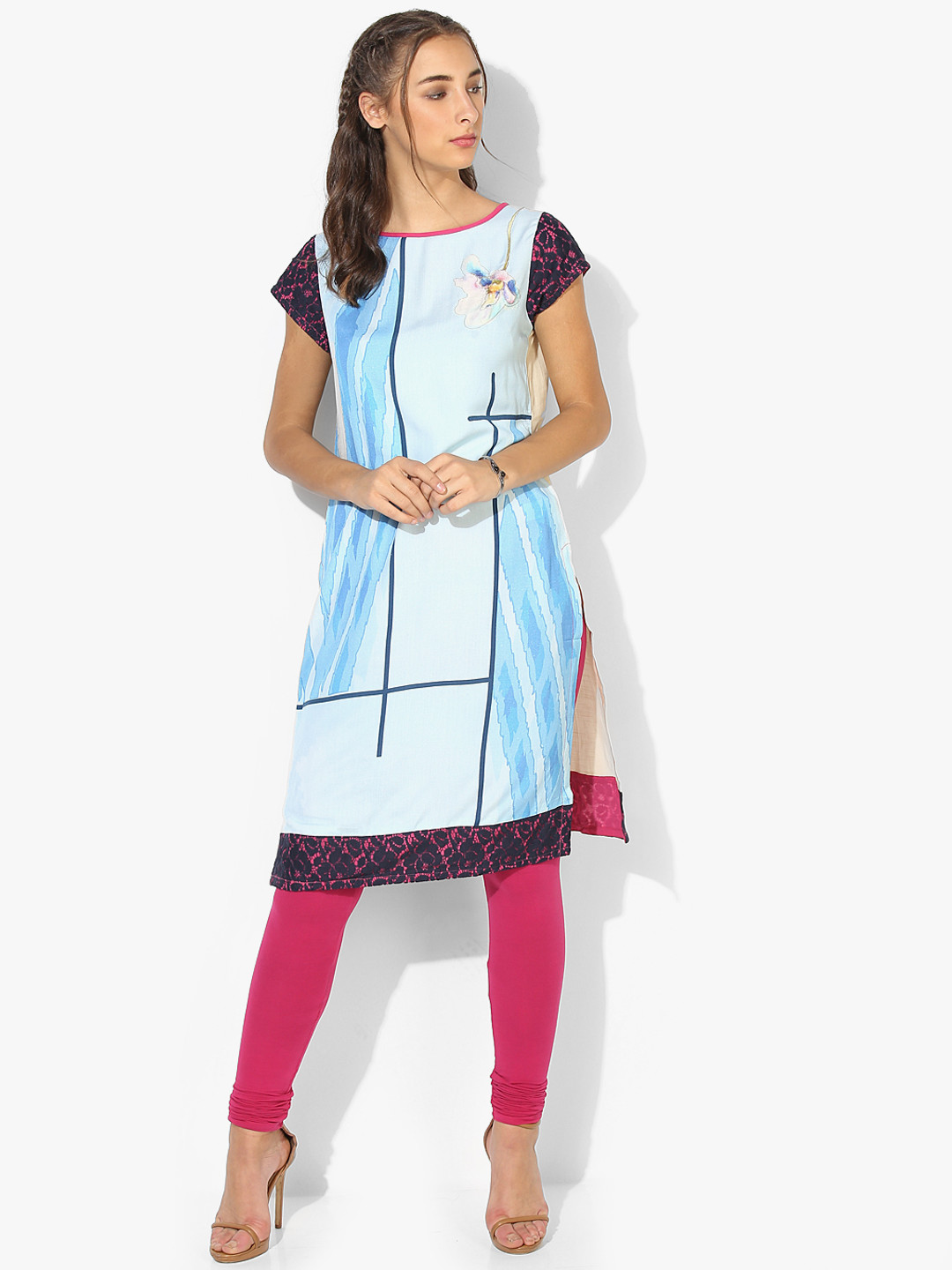 GQ Women Blue & White Printed Straight Kurta