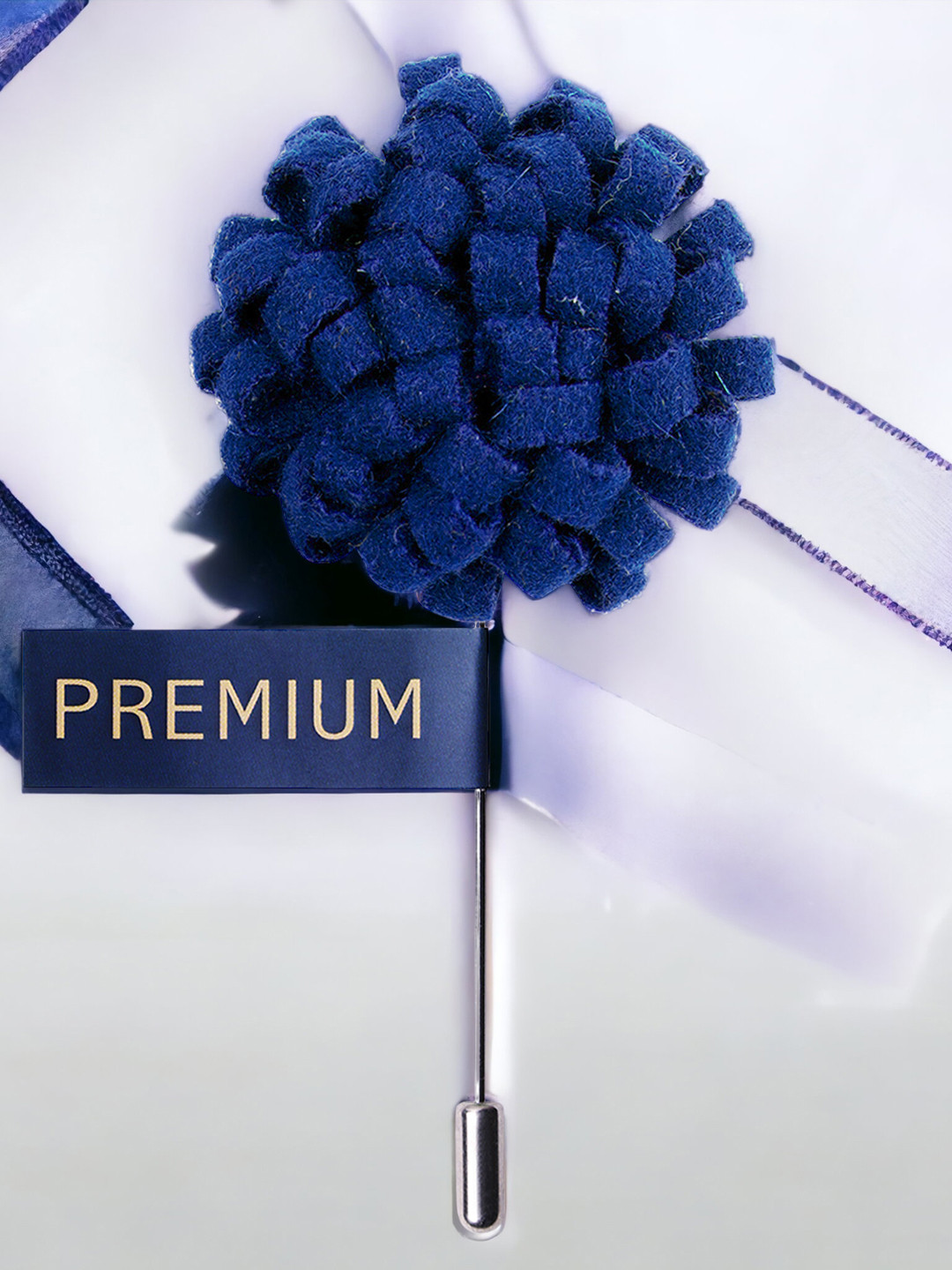 PELUCHE Unisex Blue A Glorious Crescendo Lapel Pin